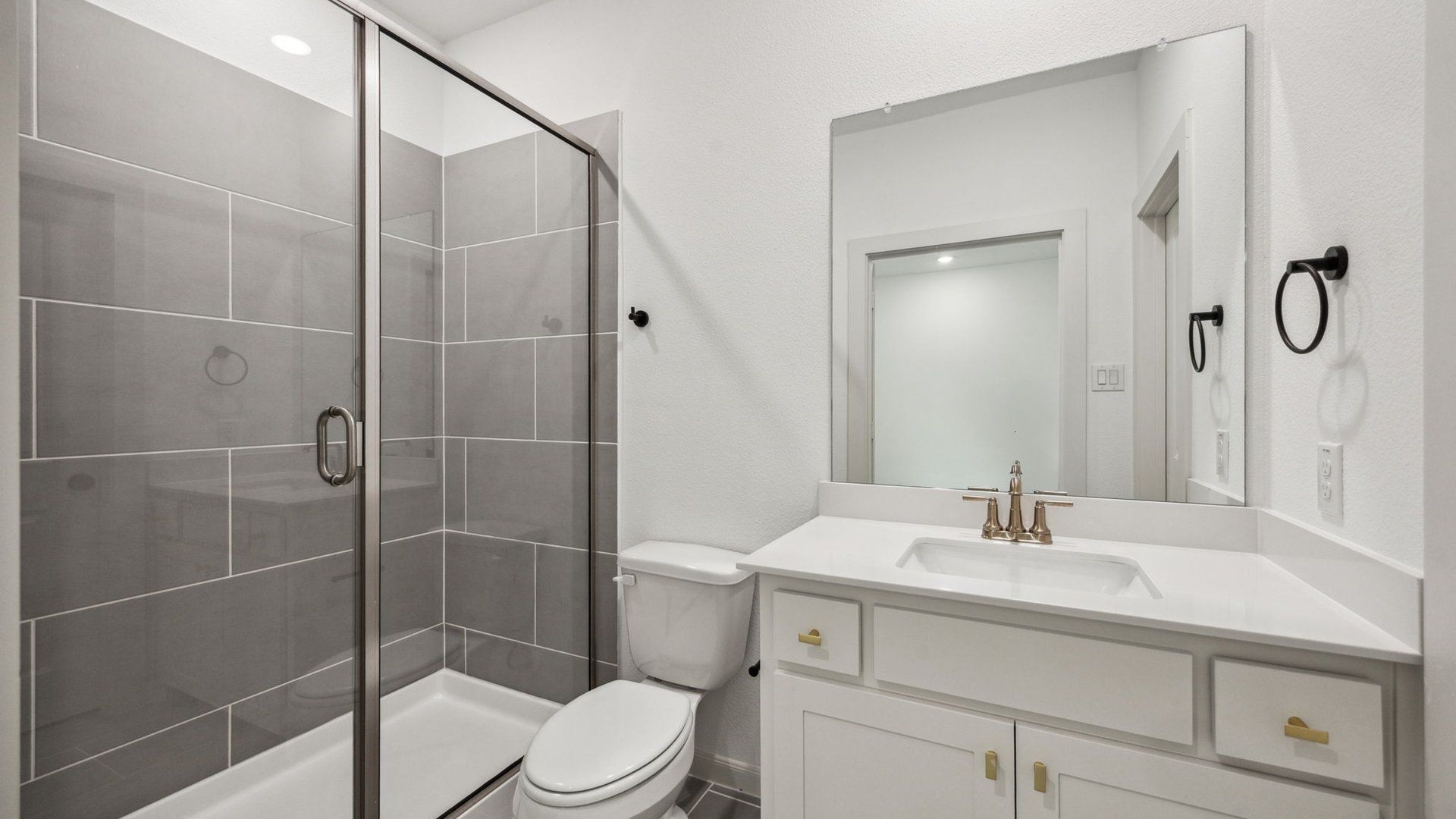 Secondary Bath