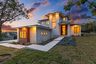 casa en Group Three Builders por Group Three Builders