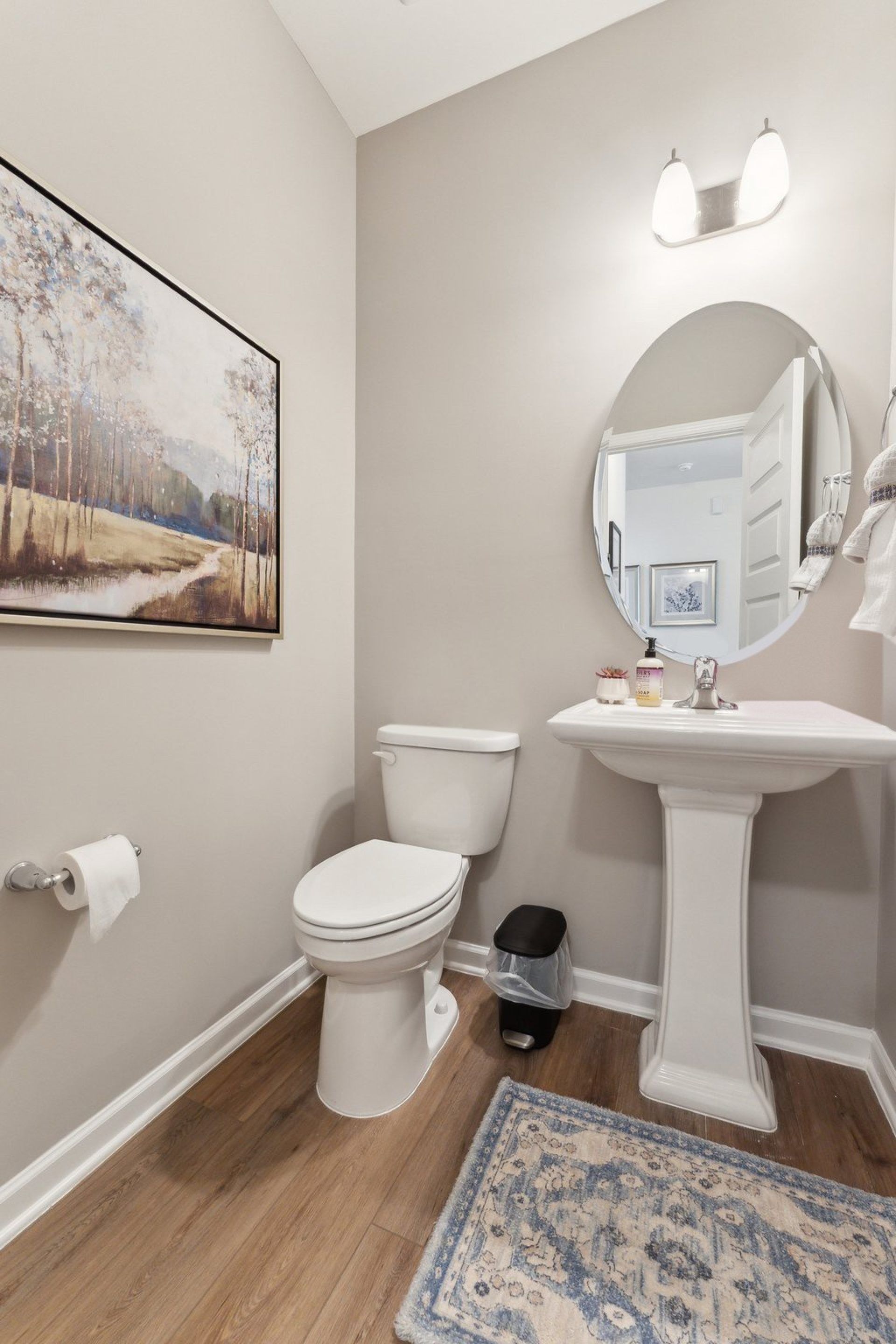 13- HHHunt Homes King Half Bath