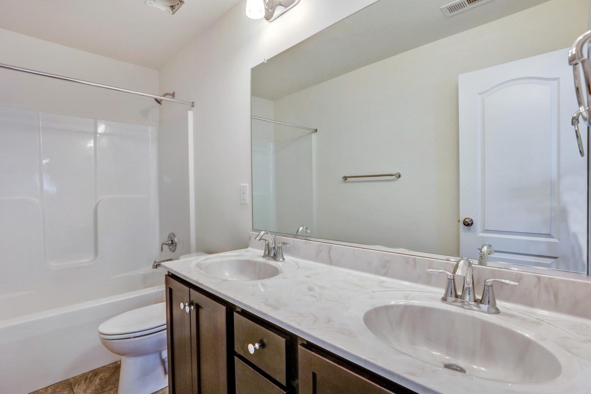 21_Beechridge_Bathroom