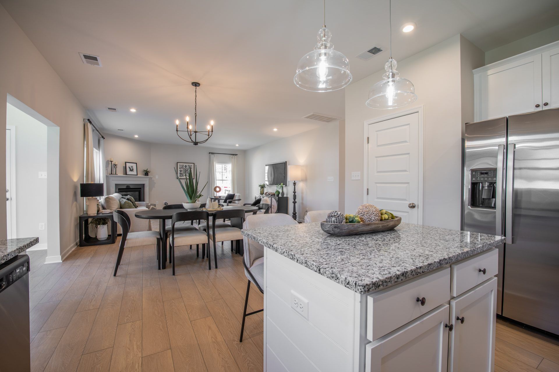 012 HHHunt Homes King Open Concept