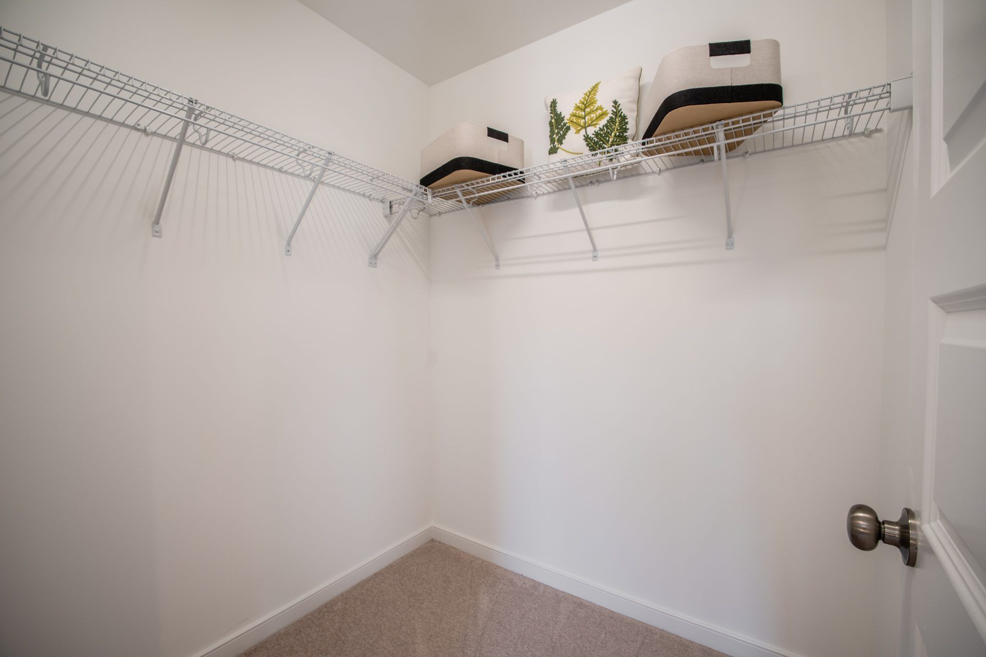 033 HHHunt Homes King Bedroom Walkin Closet