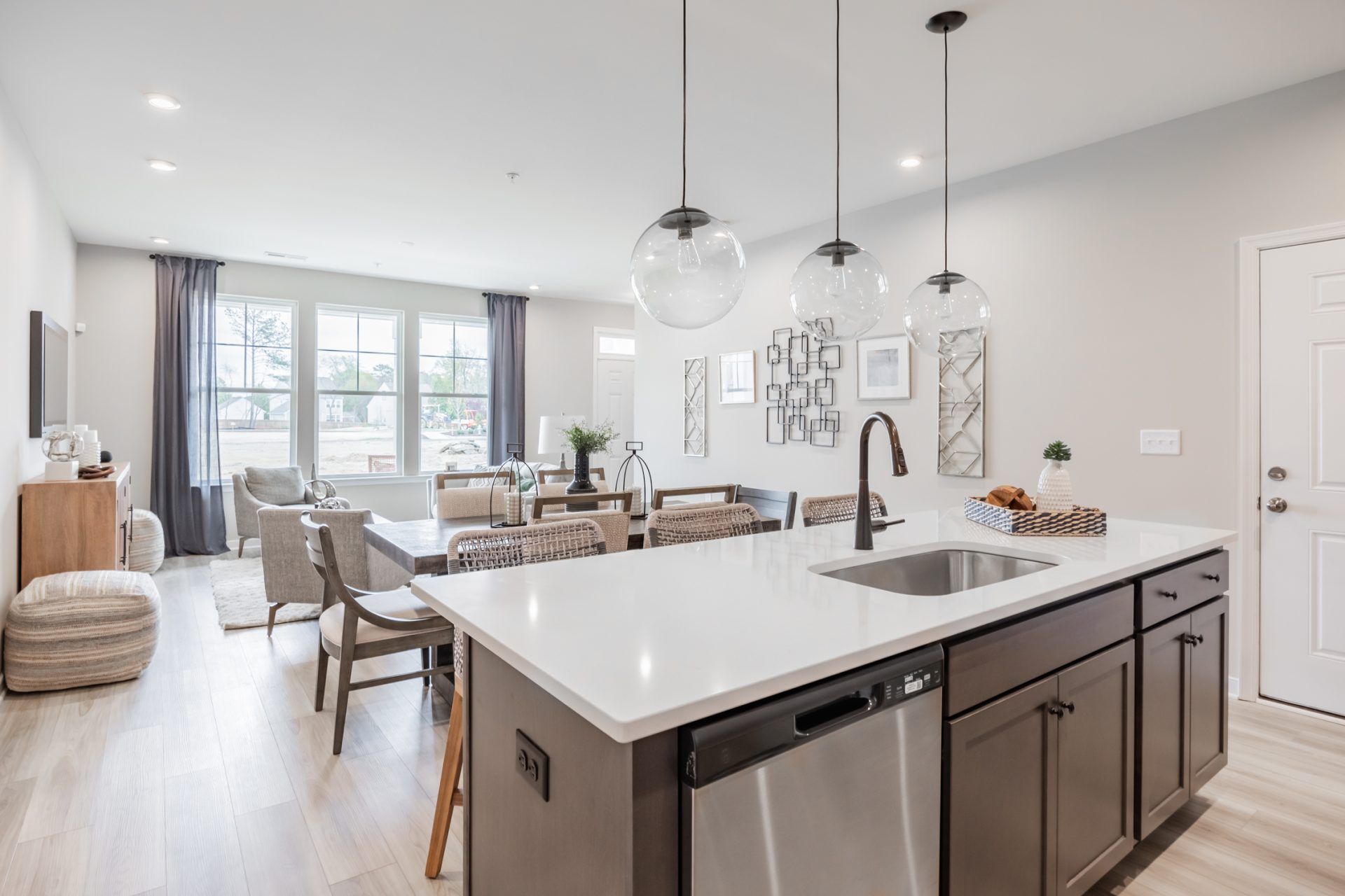 11 HHHunt Homes Lincoln Open Concept