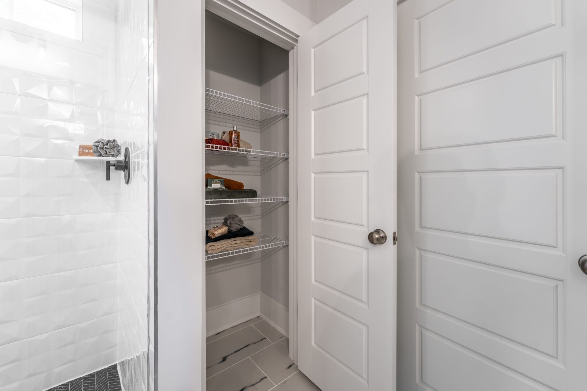 (35) Grayson by HHHunt Homes -Primary Suite (3)