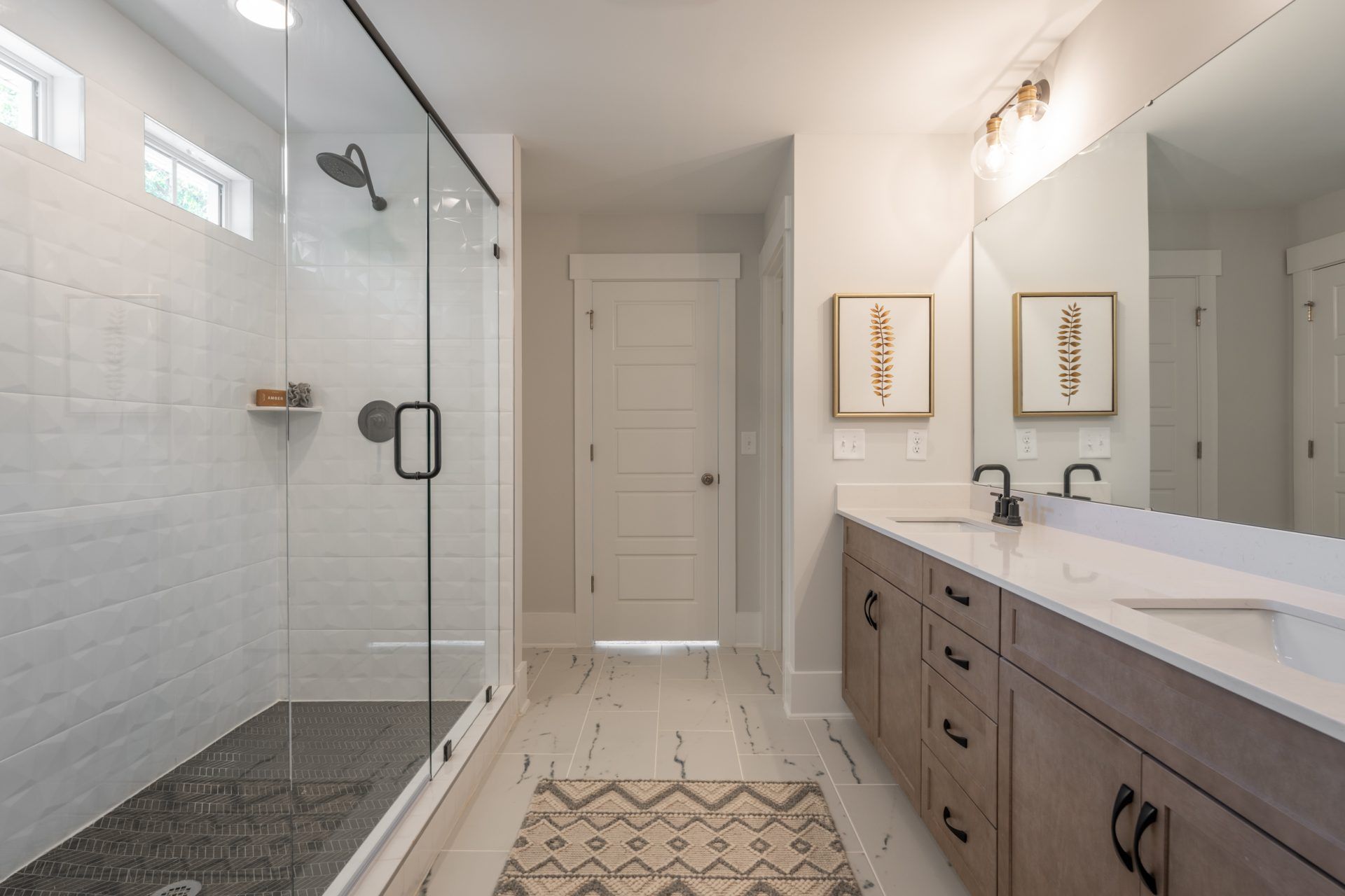 (40) Grayson by HHHunt Homes -Primary Suite (3)