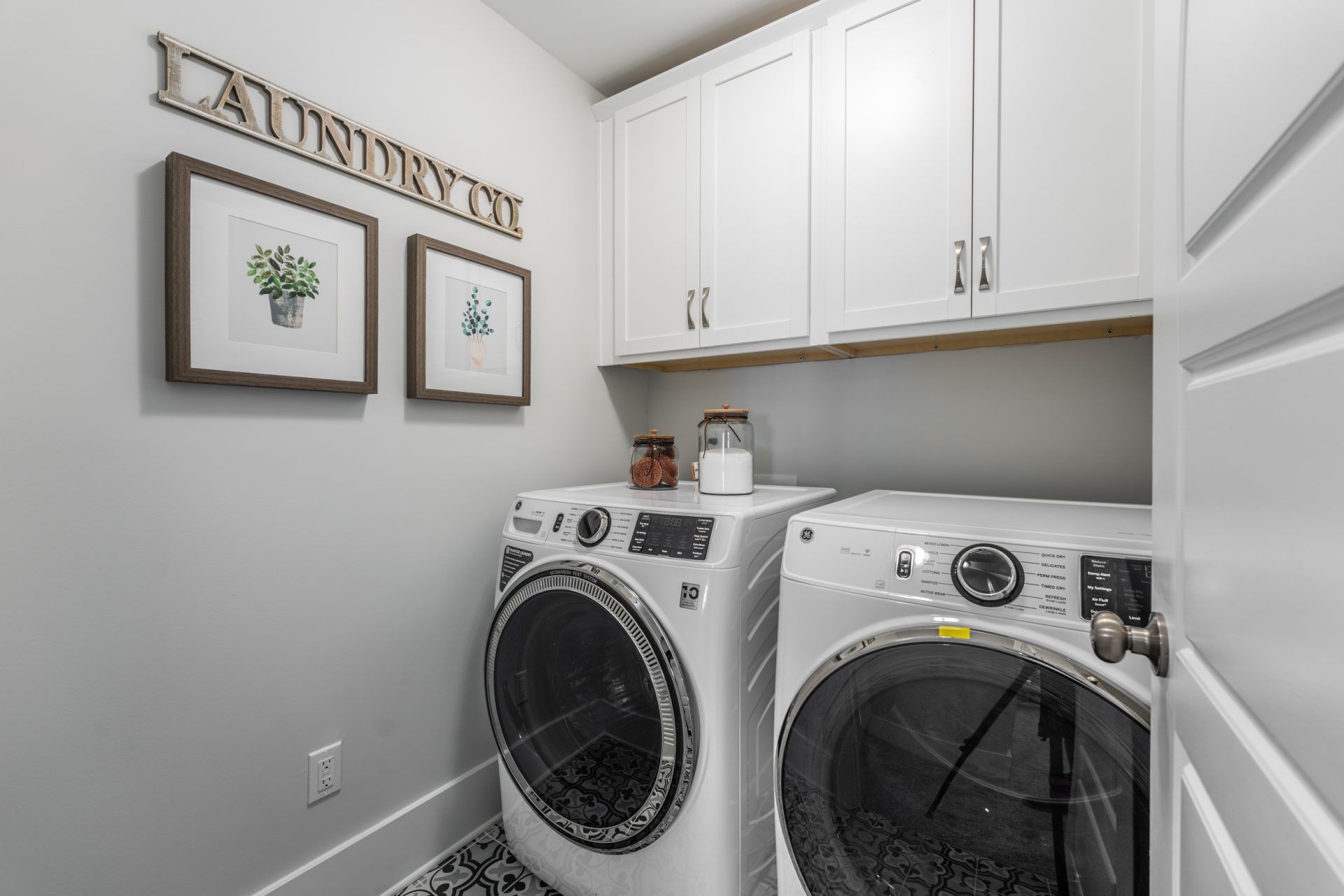 (53) Grayson by HHHunt Homes - Laundry (1)