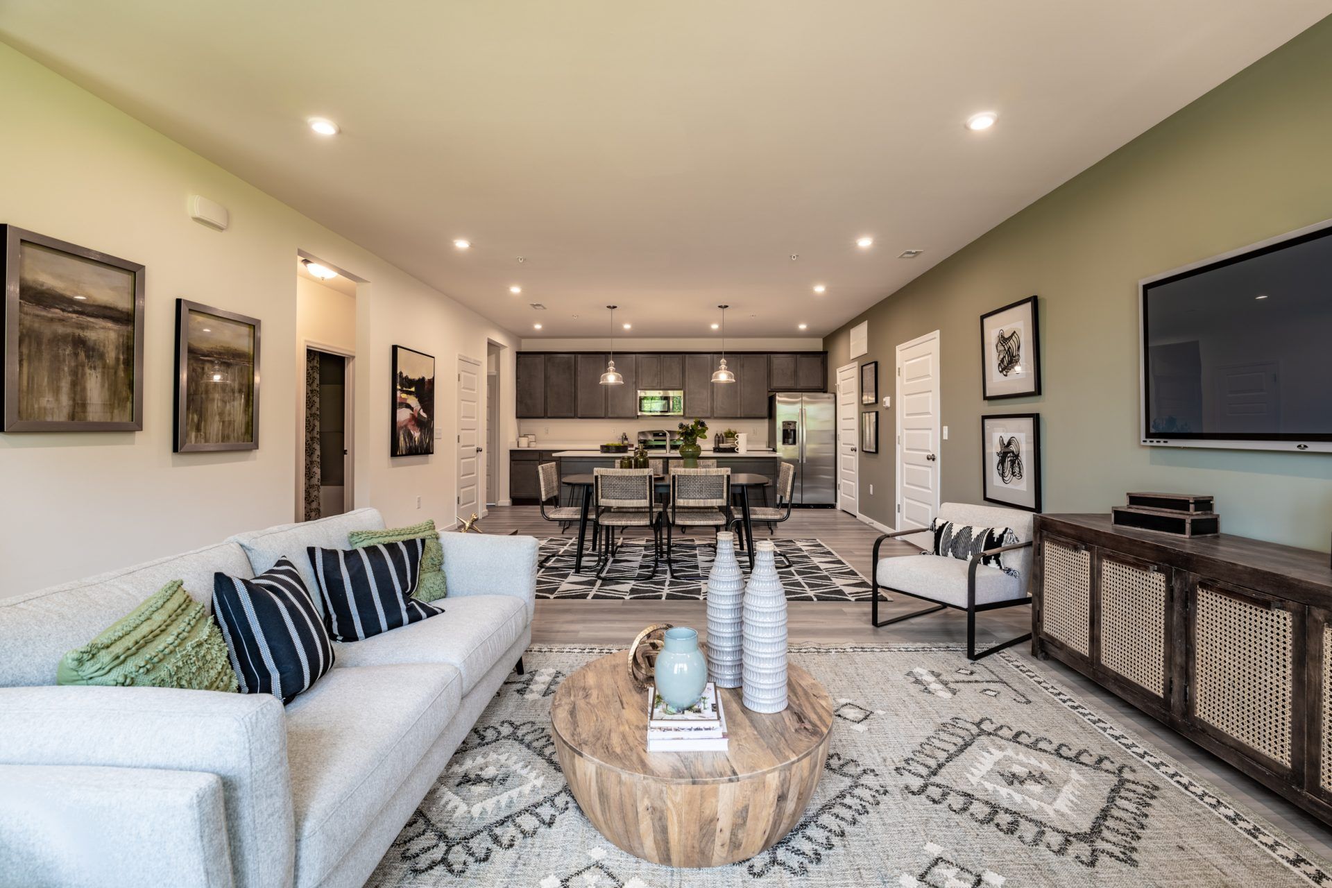 009_Bristol 1_Open Floorplan