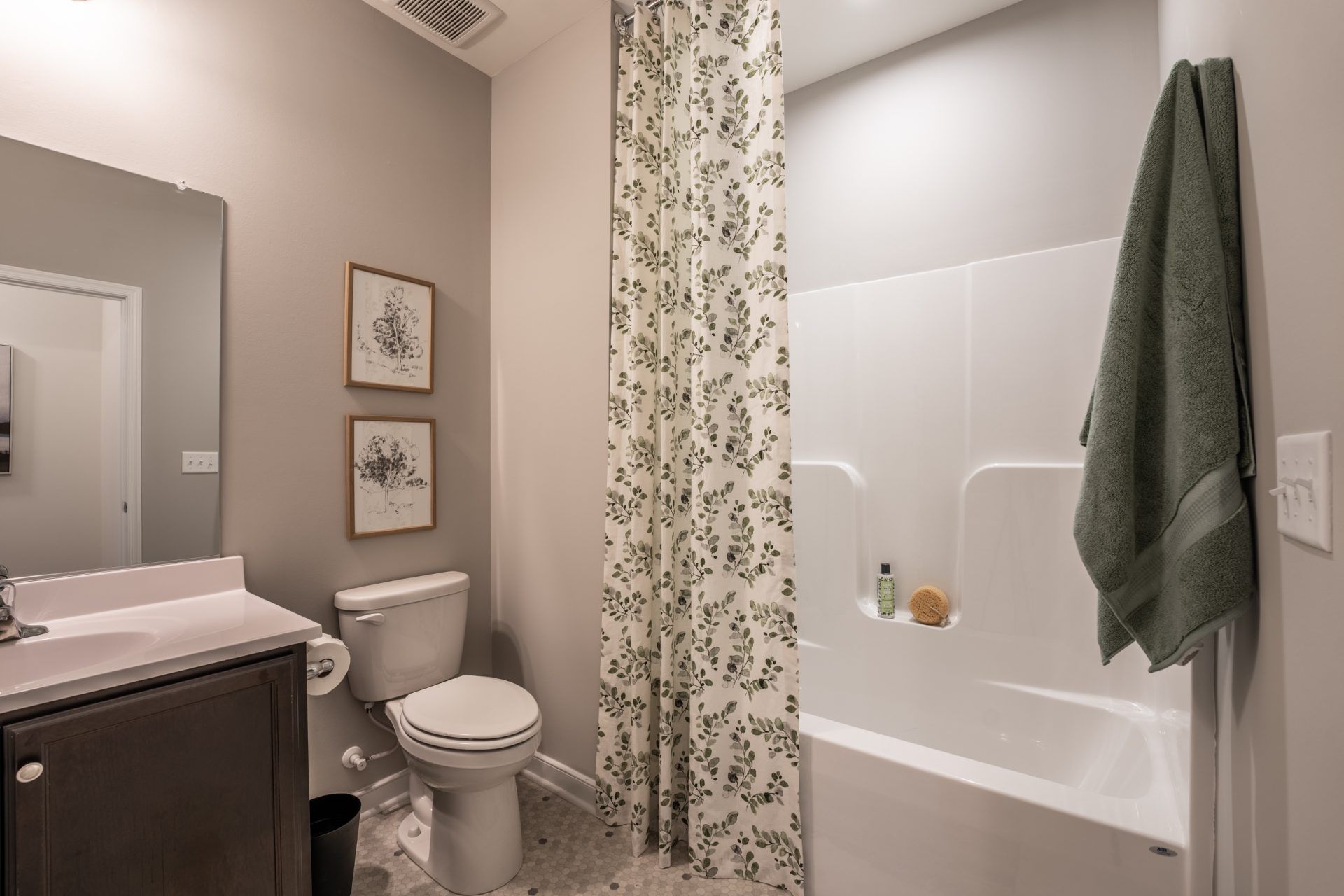 029_Bristol 1_Hall Bath