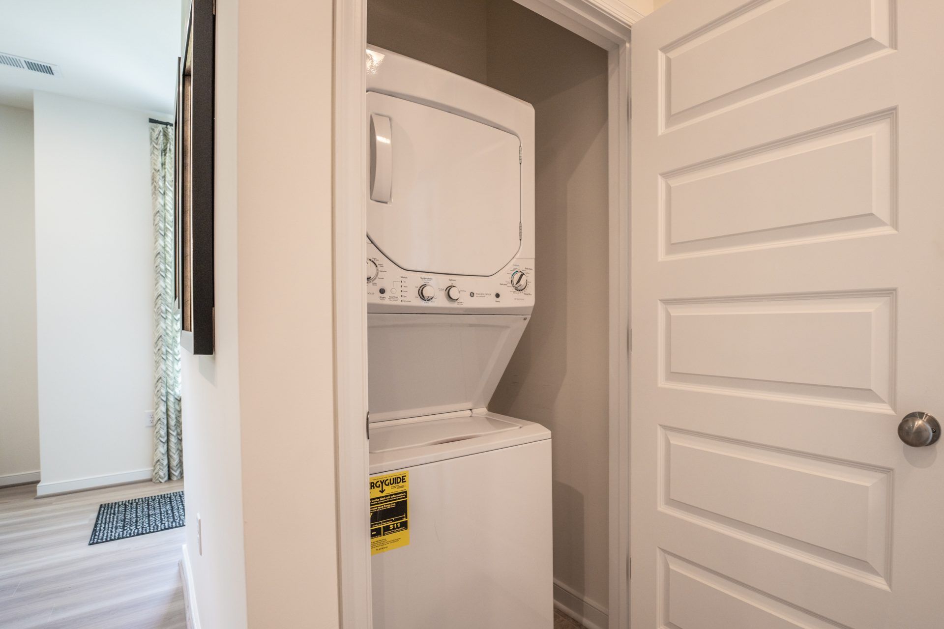 030_Bristol 1_Laundry