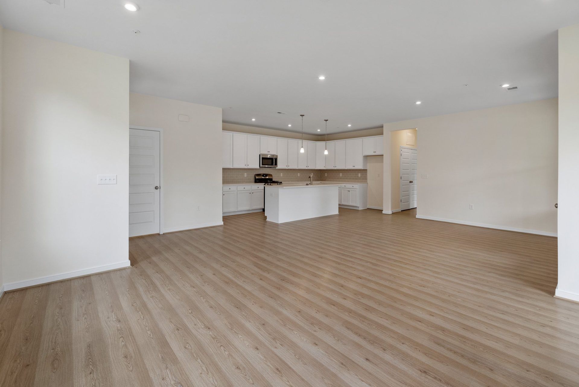 5313 Twisting Vine LN #105 (Nottingham)