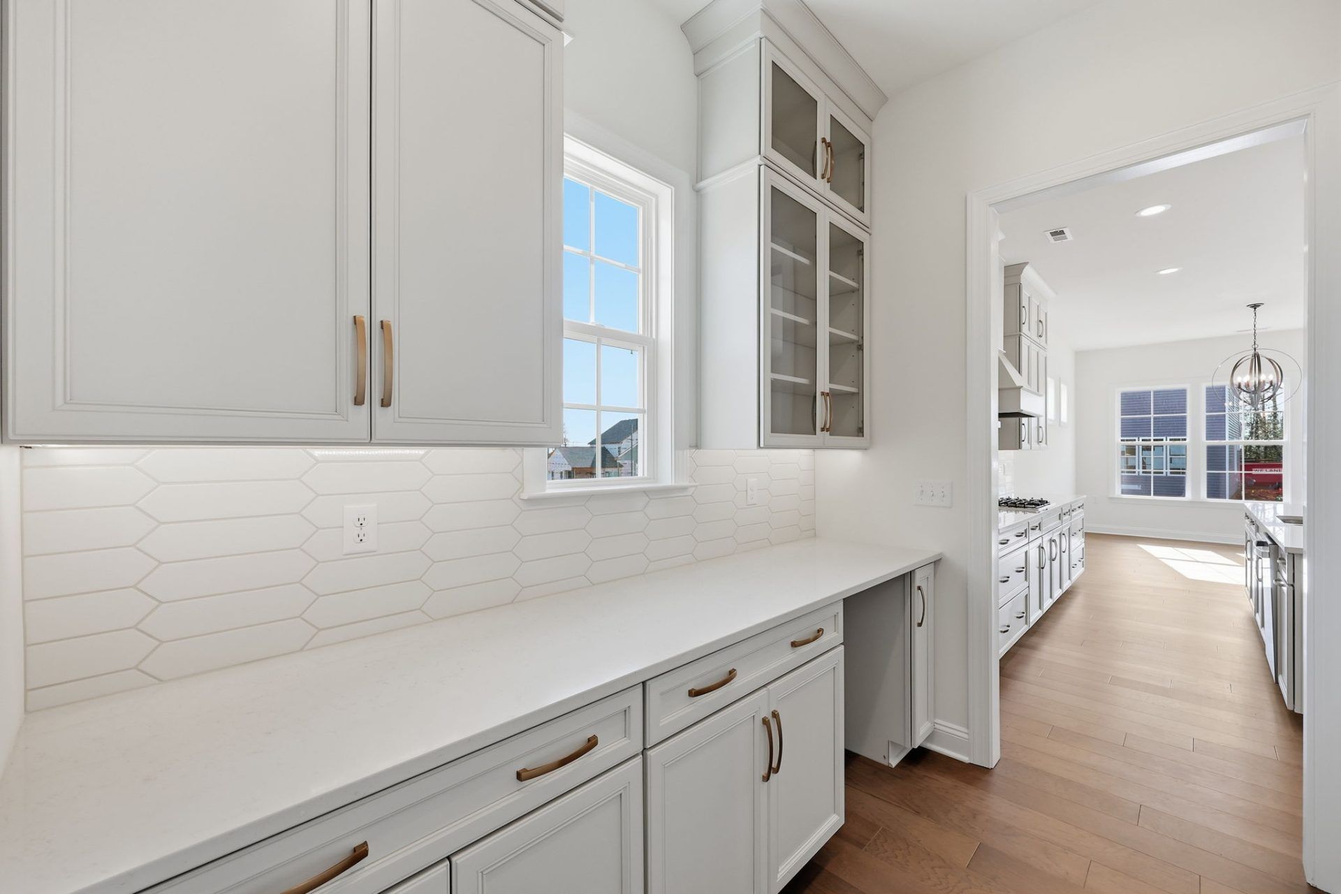 009 HHHunt Homes Refuge Extra Kitchen Cabinets