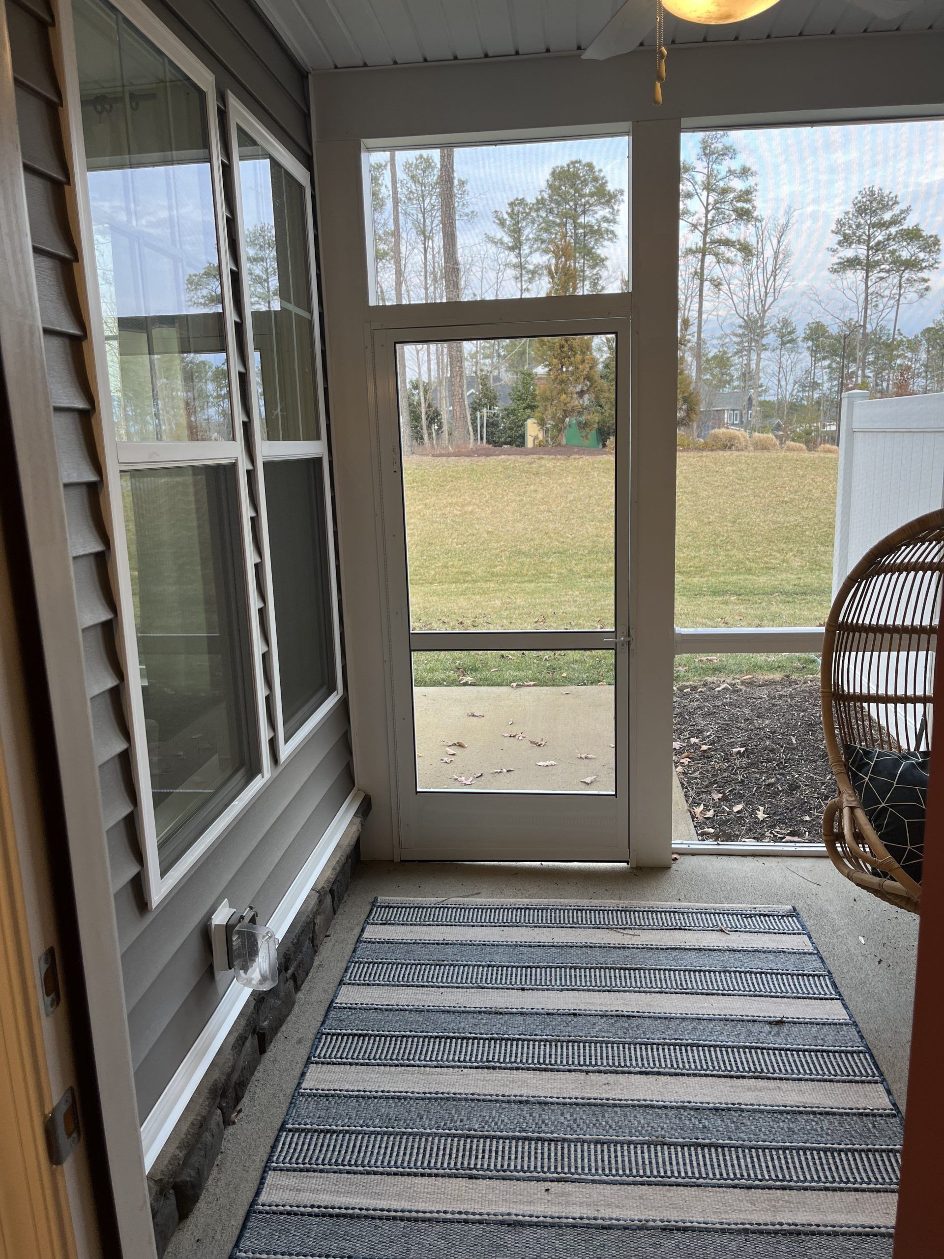 06- Screened Porch (2)