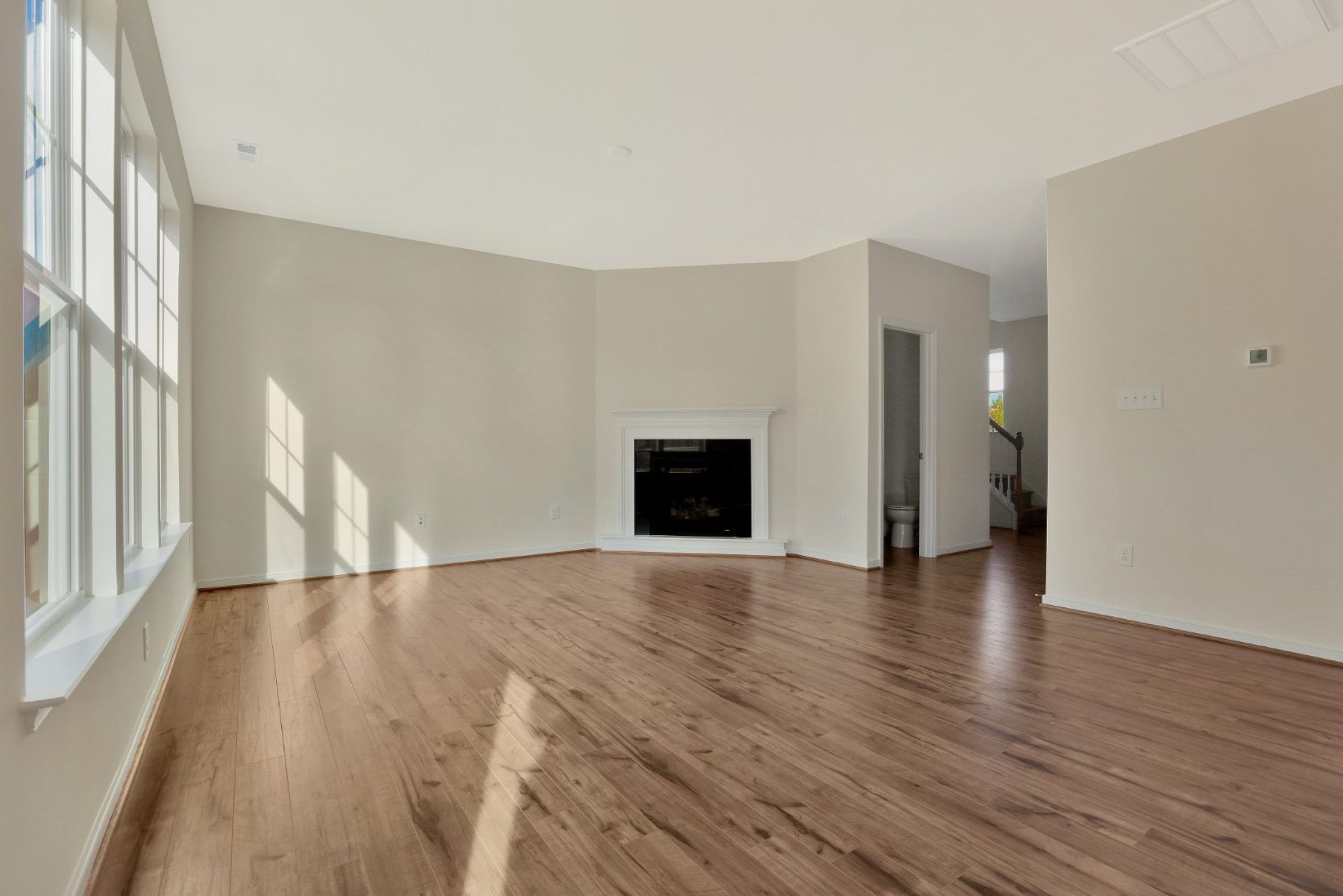 HHHunt Homes Marlowe-print-007-8-Family Room
