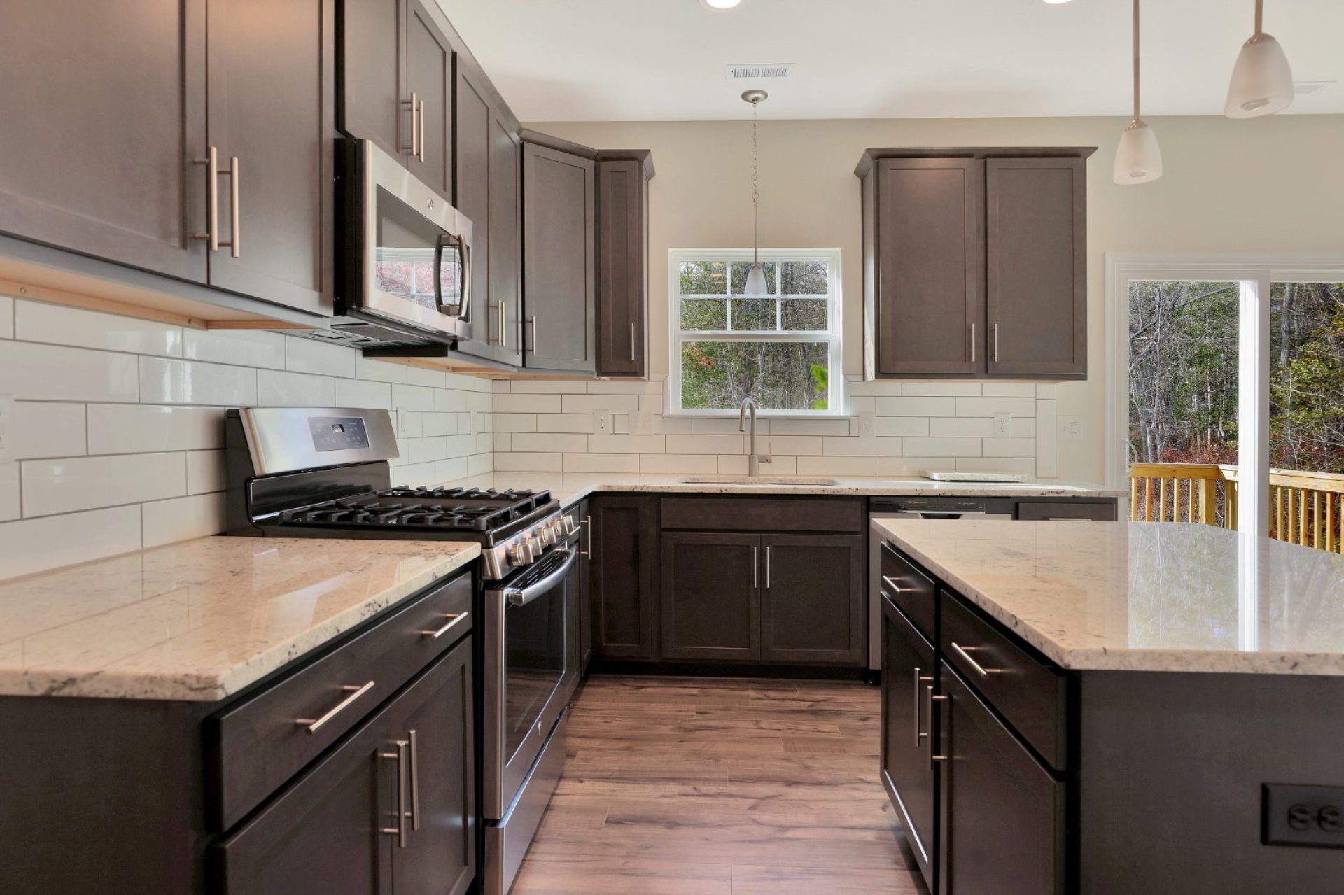 HHHunt Homes Marlowe-print-009-12-Kitchen