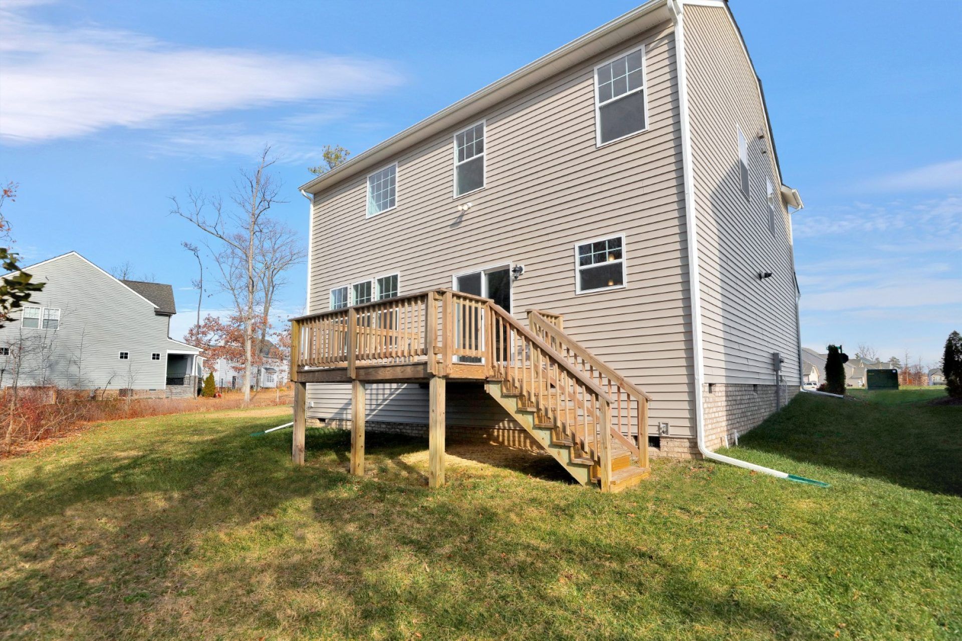 HHHunt Homes Marlowe-print-023-3-Back-View