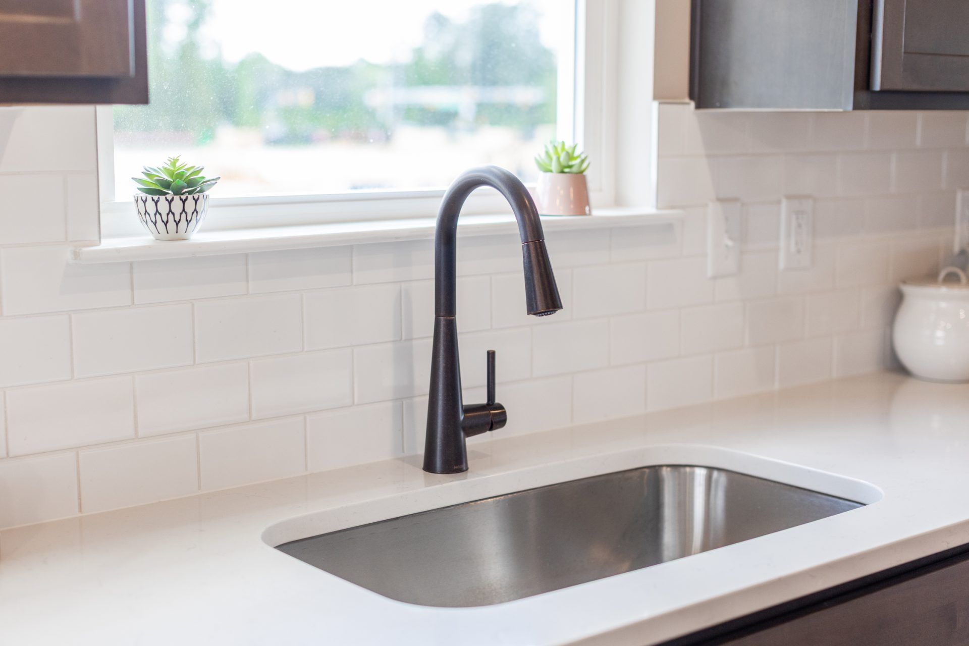 019 HHHunt Homes Donovan Kitchen Sink Detail