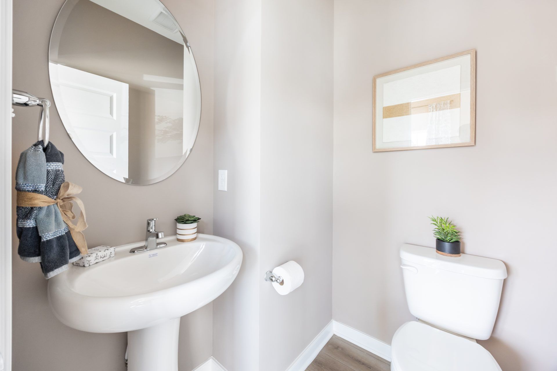 020 HHHunt Homes Donovan Powder Room