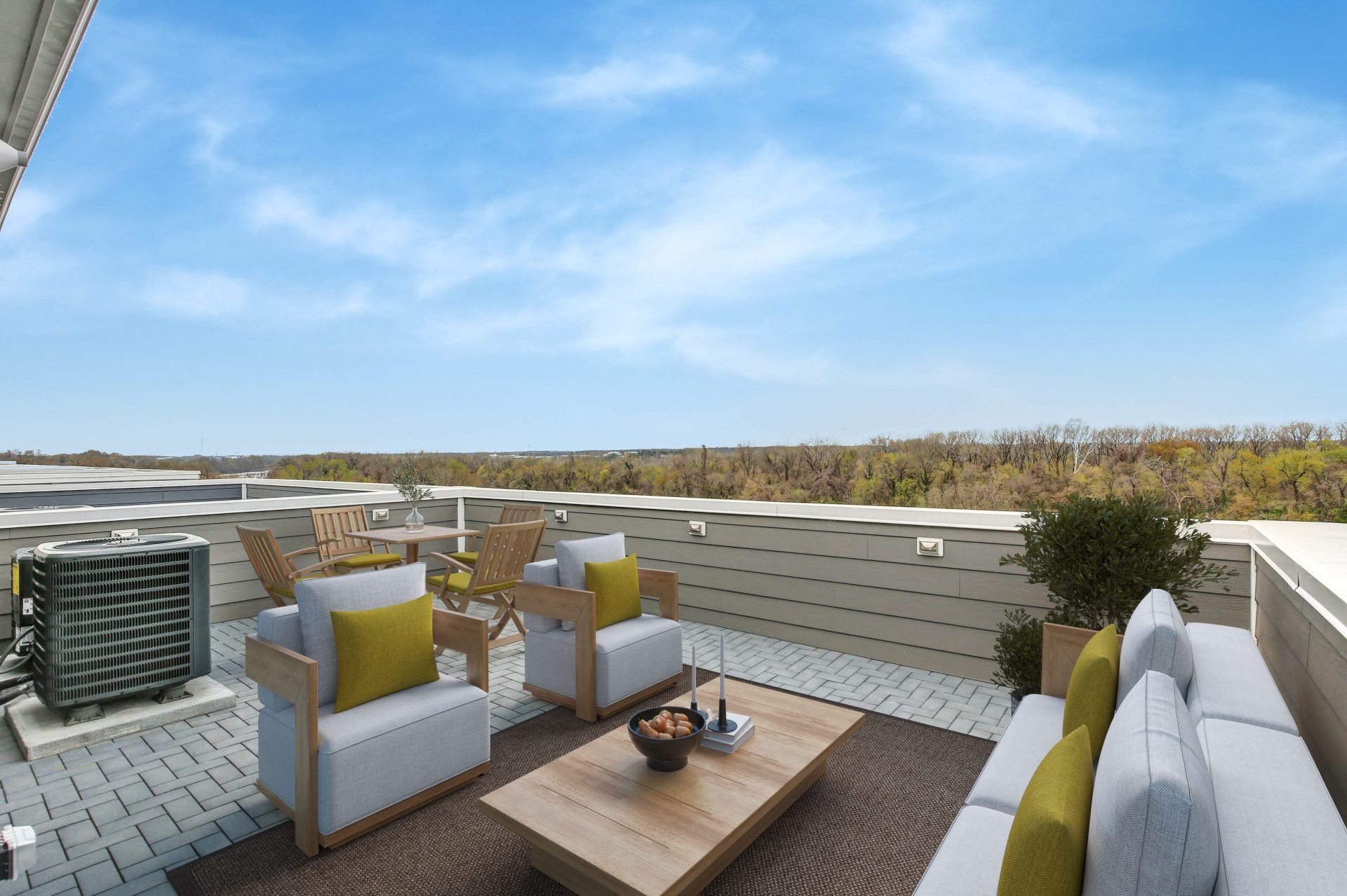 025_Newport_Sky View Terrace Decorated