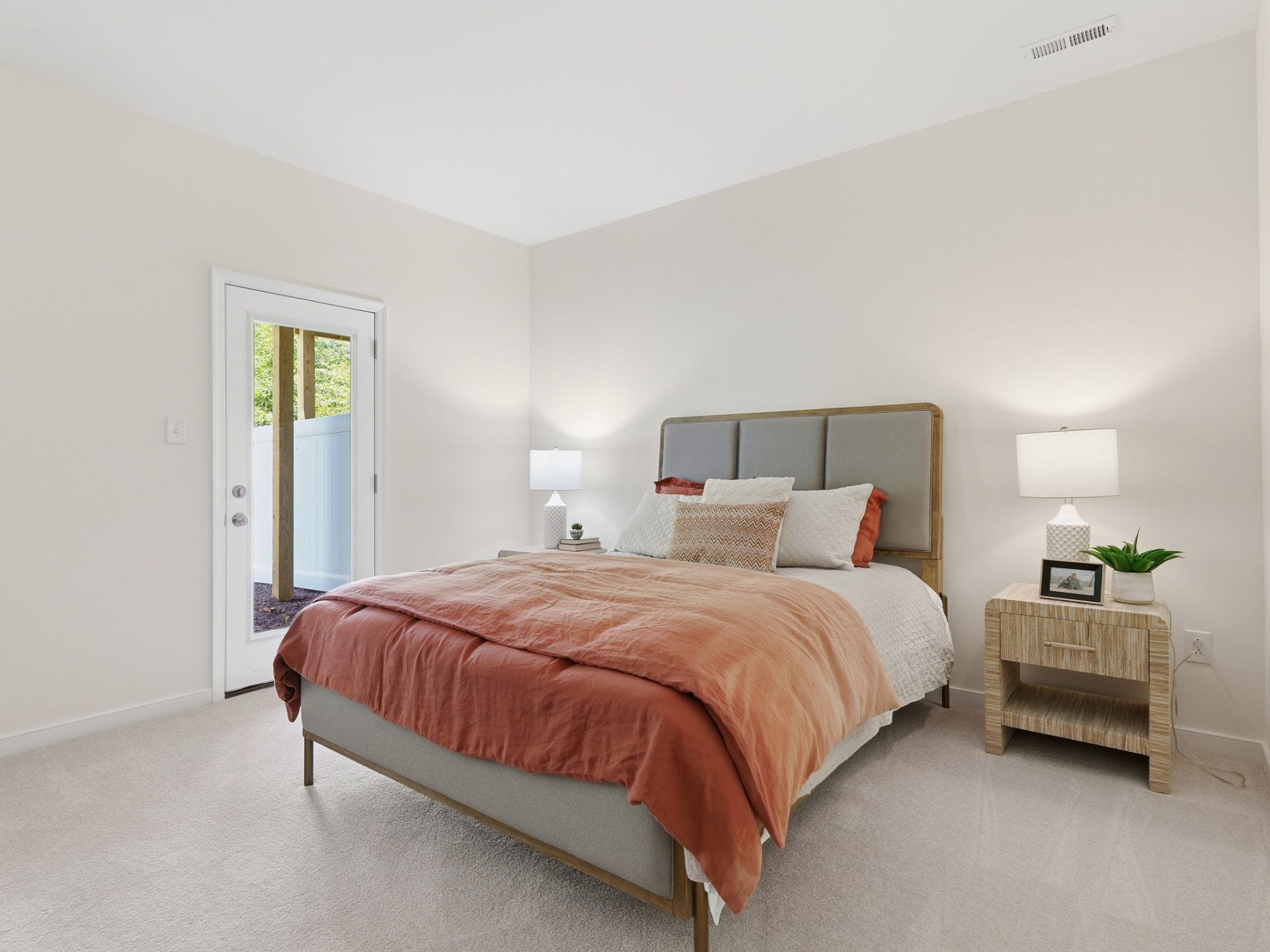 001 HHHunt Homes Amherst Guest Bedroom