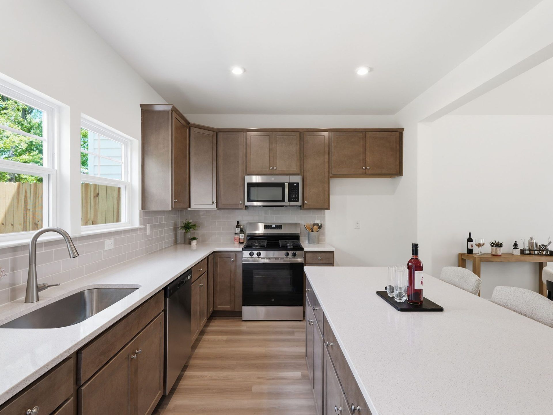 007 HHHunt Homes Amherst Kitchen