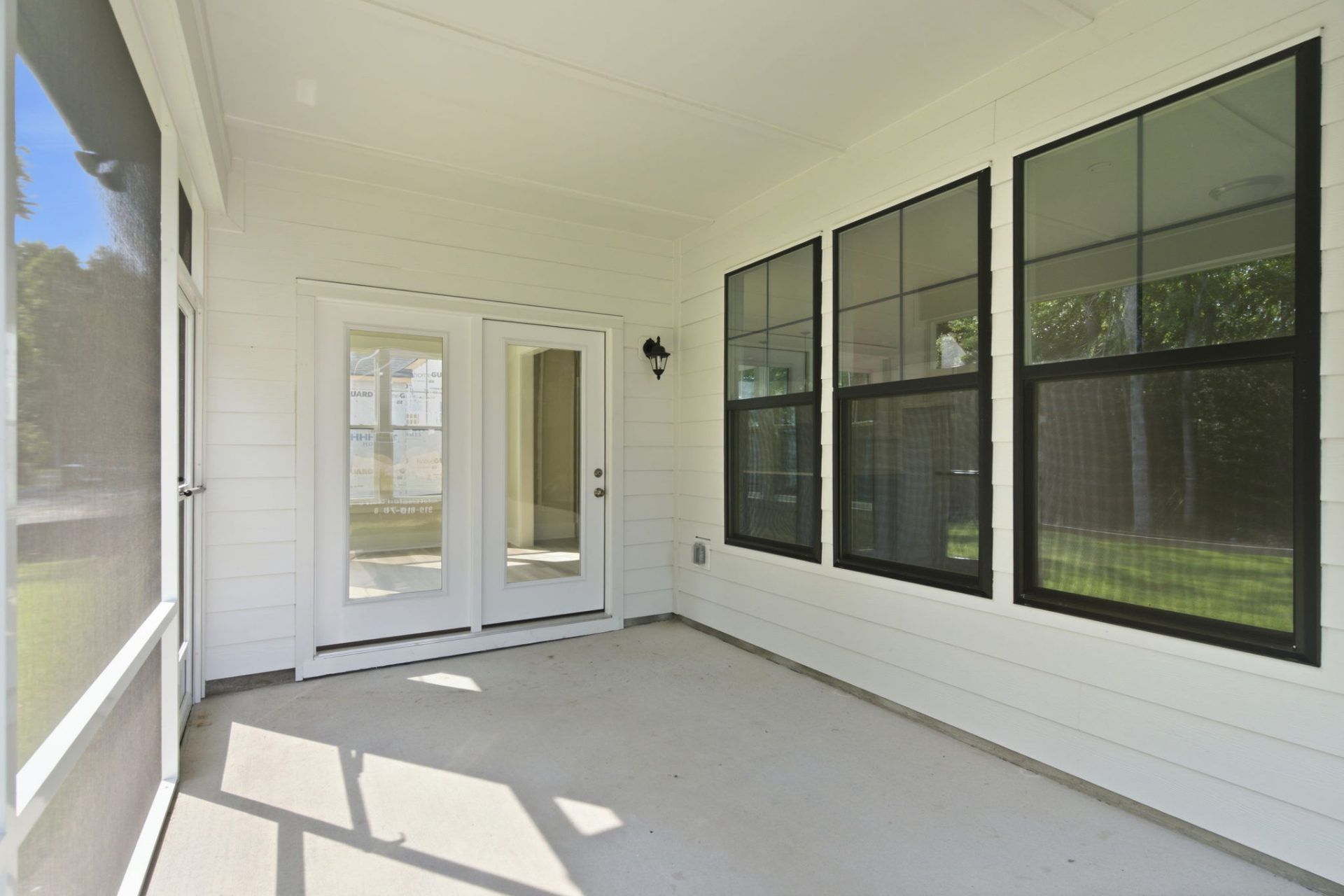 042 HHHunt Homes Grayson Screen Porch
