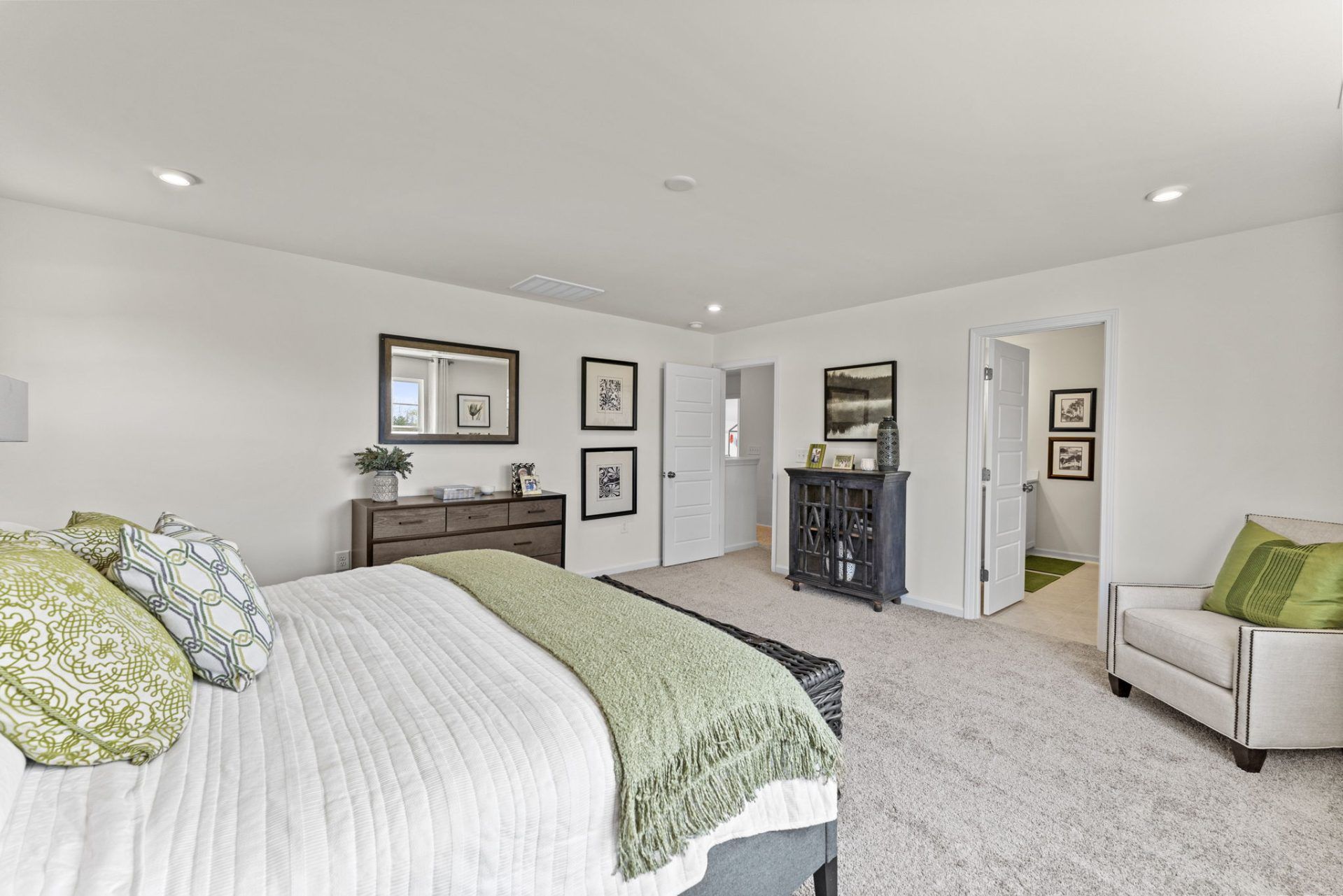 20-Primary Bedroom HHHunt Homes