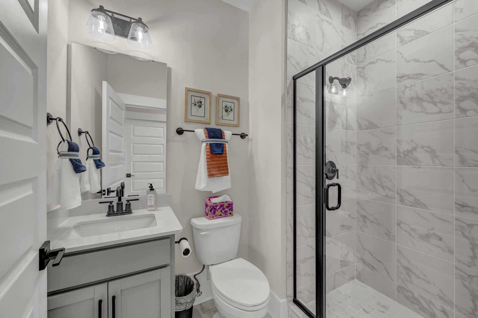 13- HHHunt Homes Grayson First Floor Full Bathroom