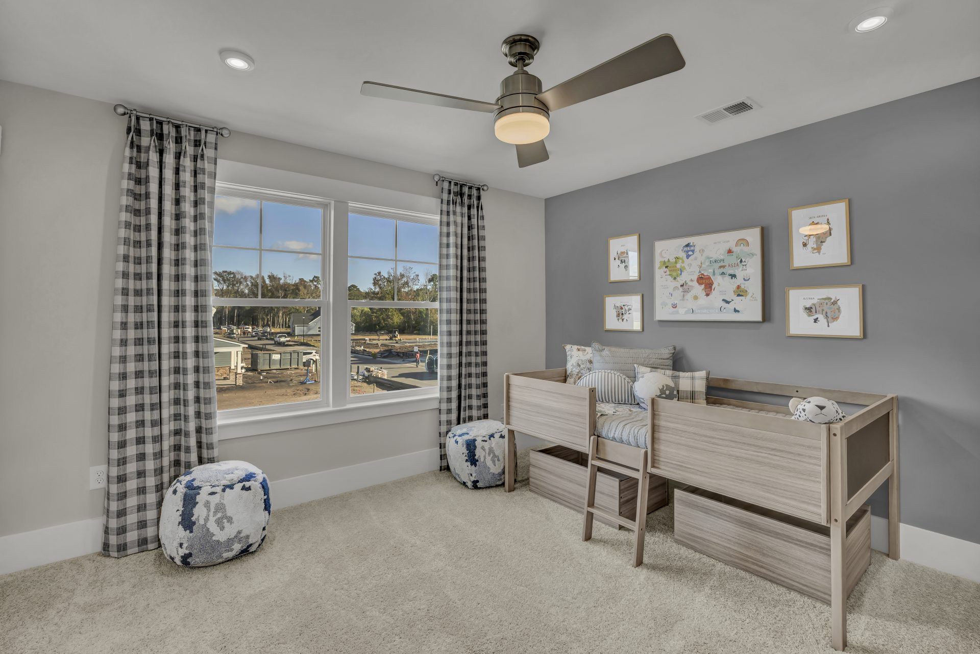 15- HHHunt Homes Grayson Bedroom 1