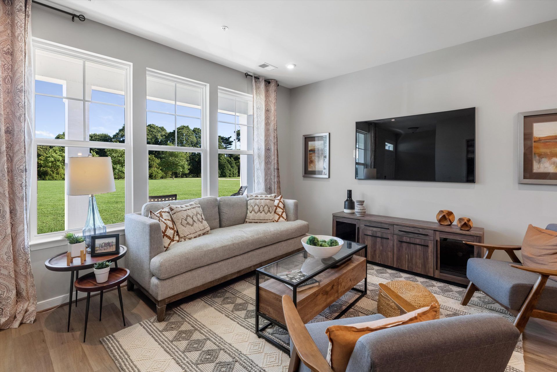 03_Lincoln_Family Room