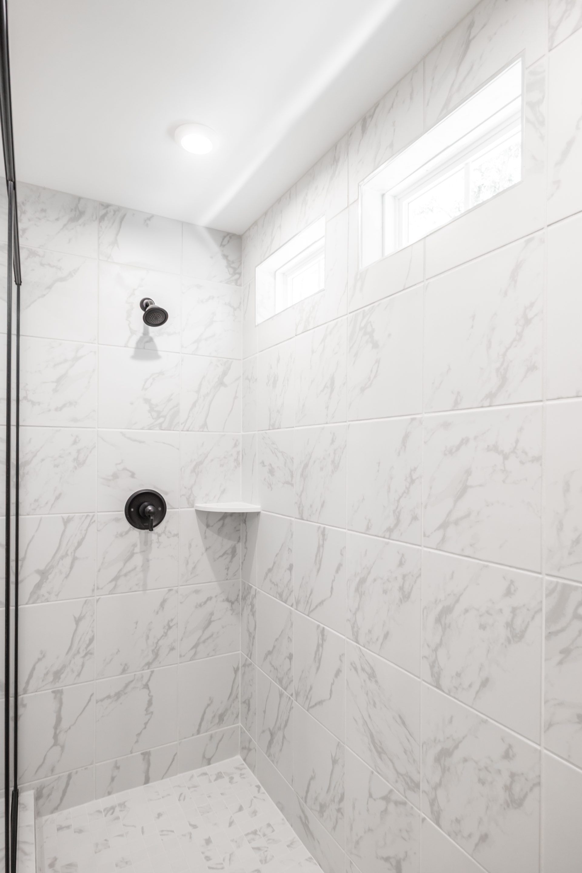 022 HHHunt Homes Corbin Primary Shower