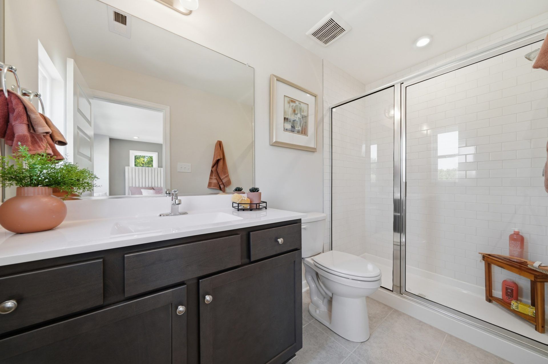 020 HHHunt Homes Amherst Primary Bath