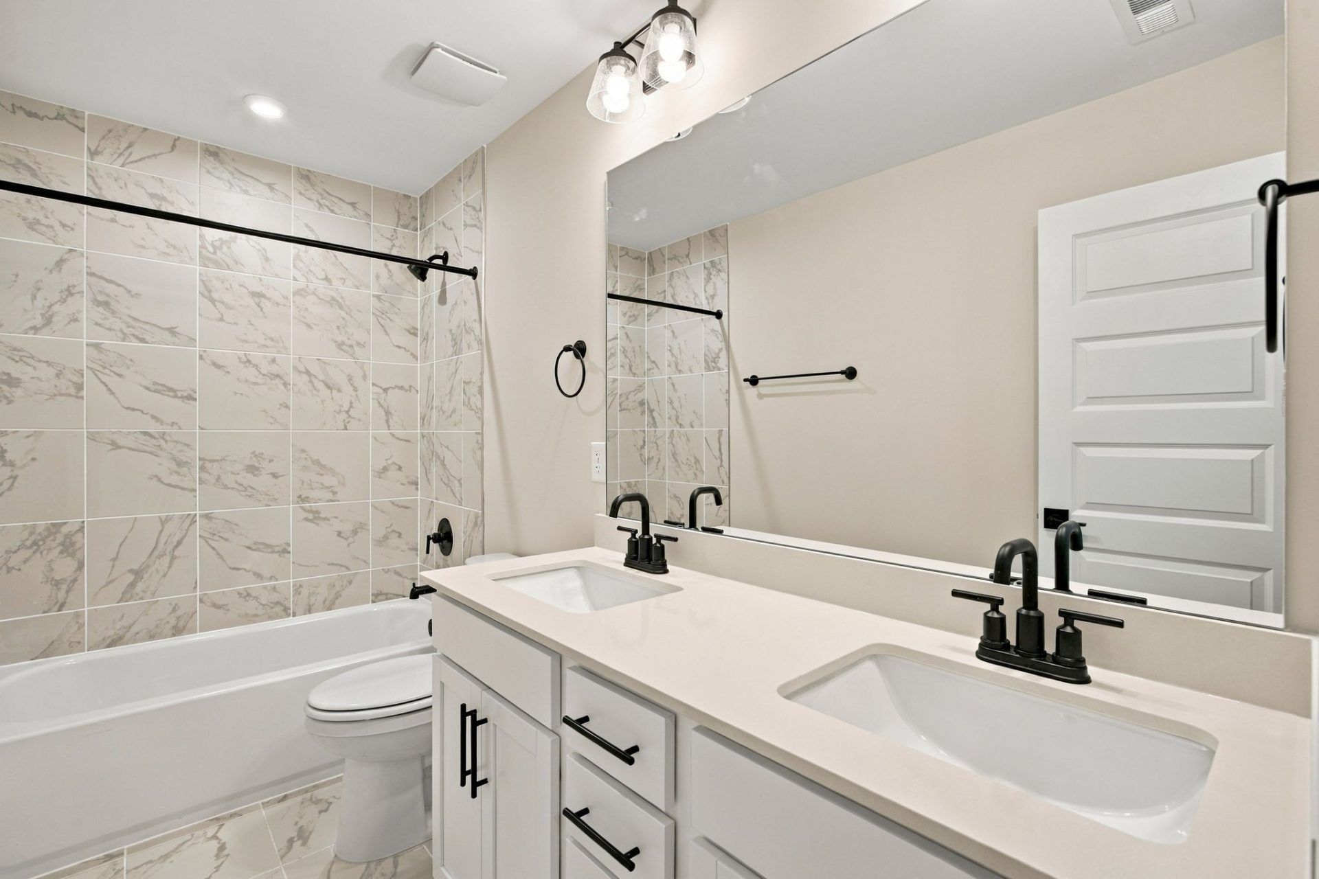 Bathroom 2 FV5