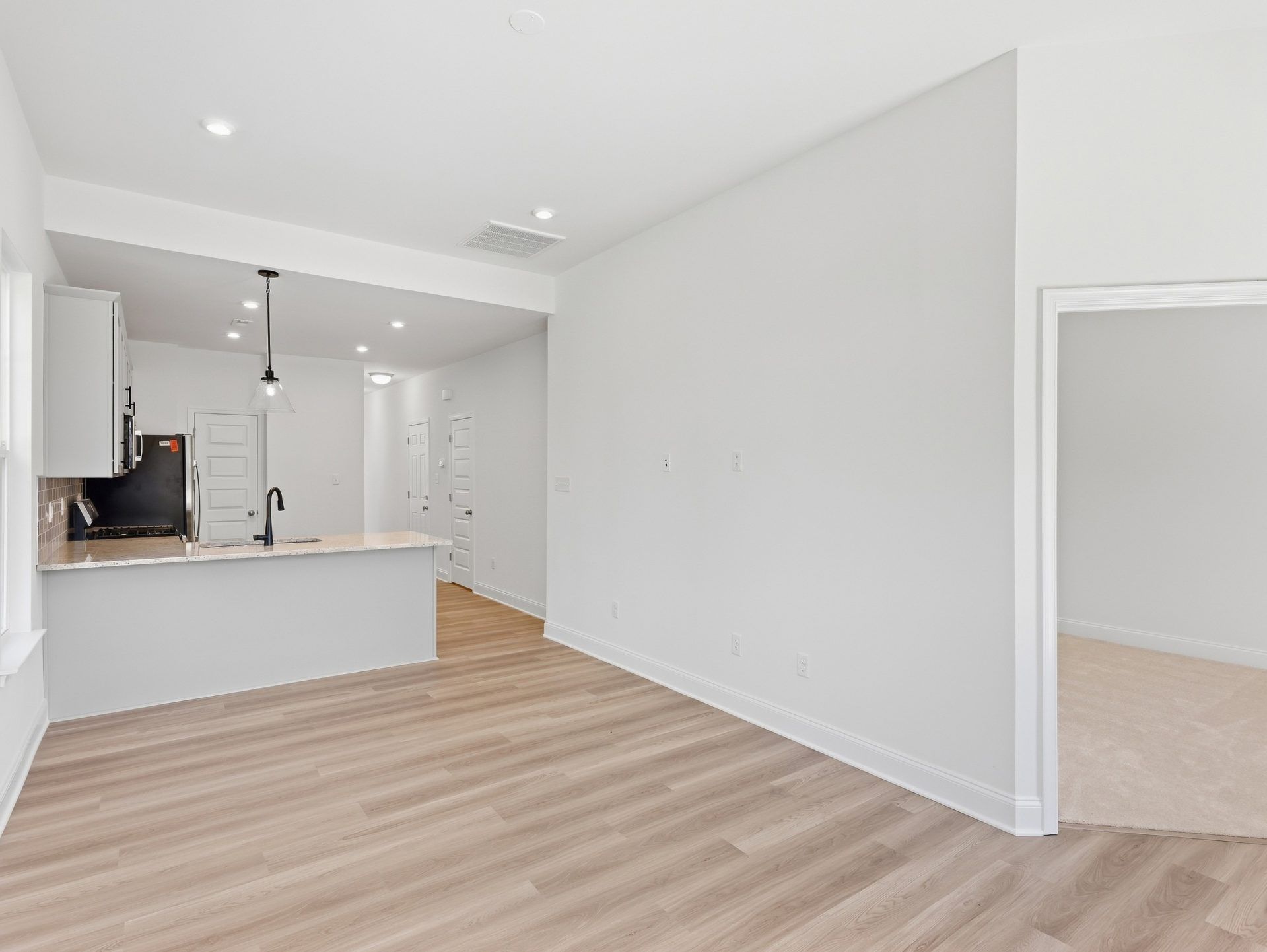 008-HHHuntHomes-Belmont-Great-Room