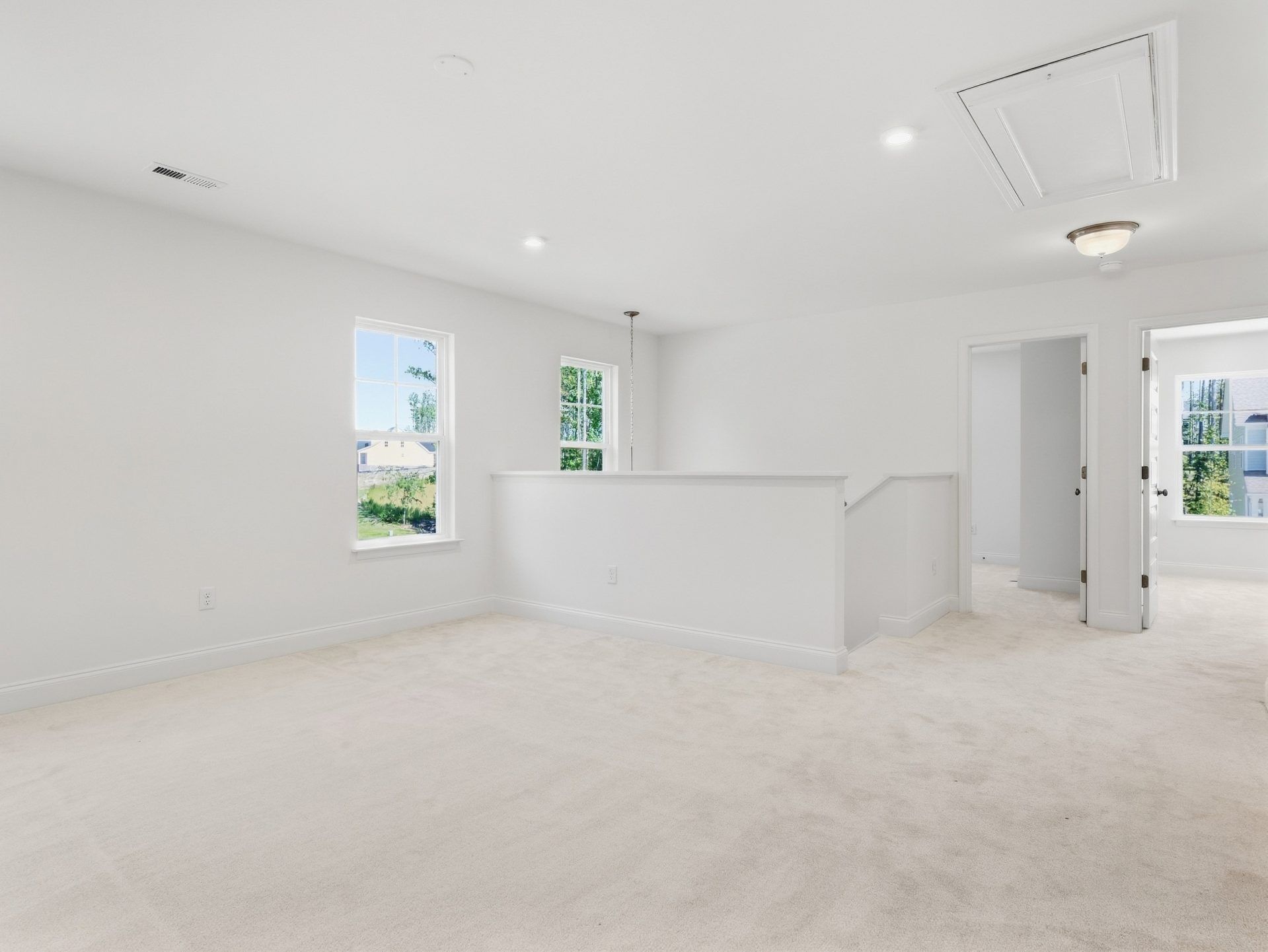 020-HHHuntHomes-Belmont-Loft
