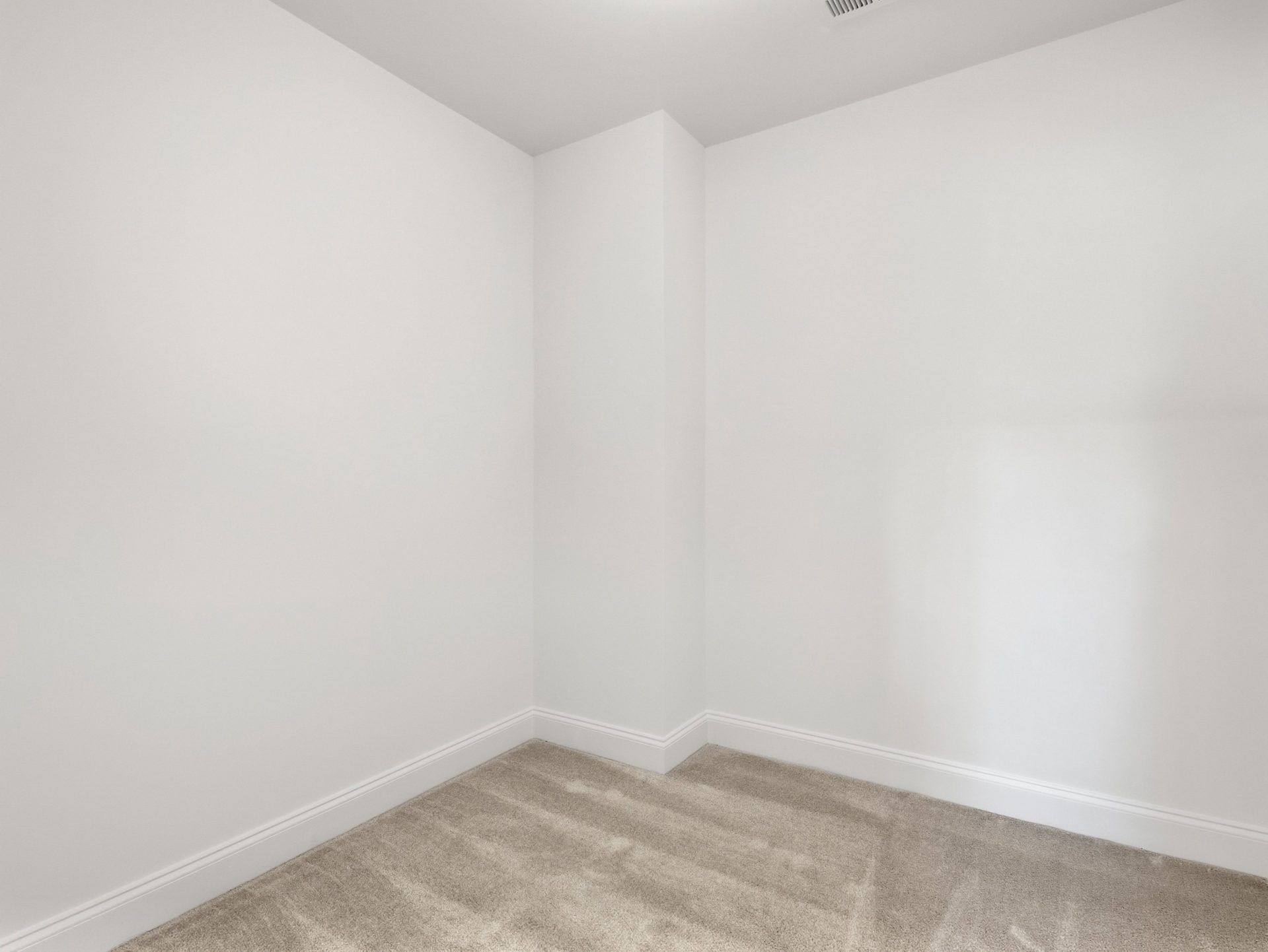 023-HHHuntHomes-Belmont-Storage