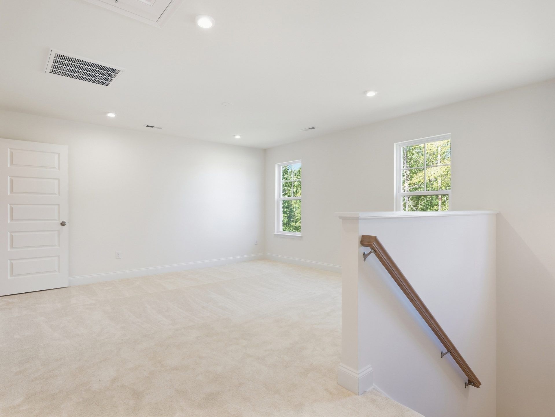 019-HHHuntHomes-Belmont-Loft