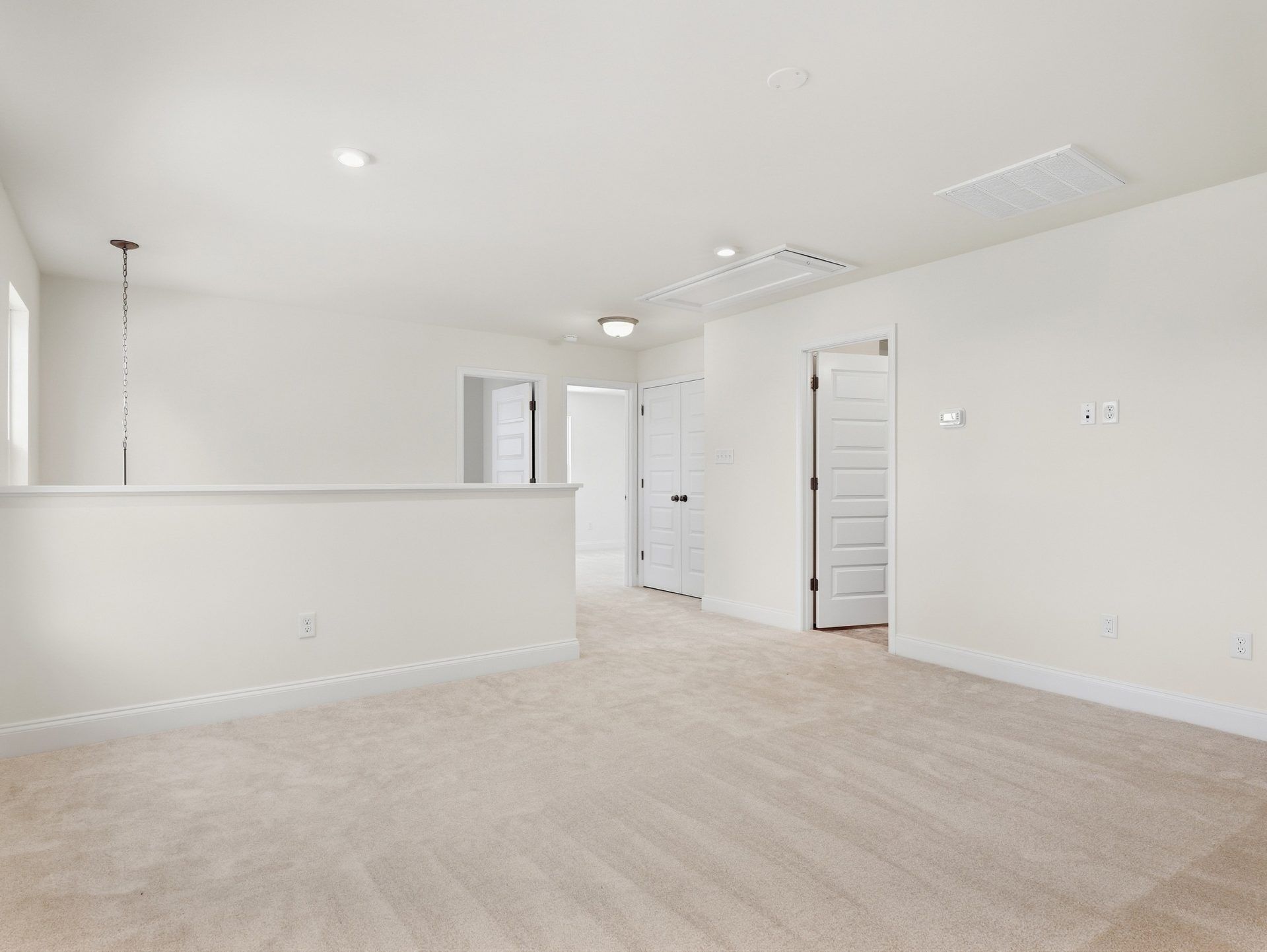 021-HHHuntHomes-Belmont-Loft