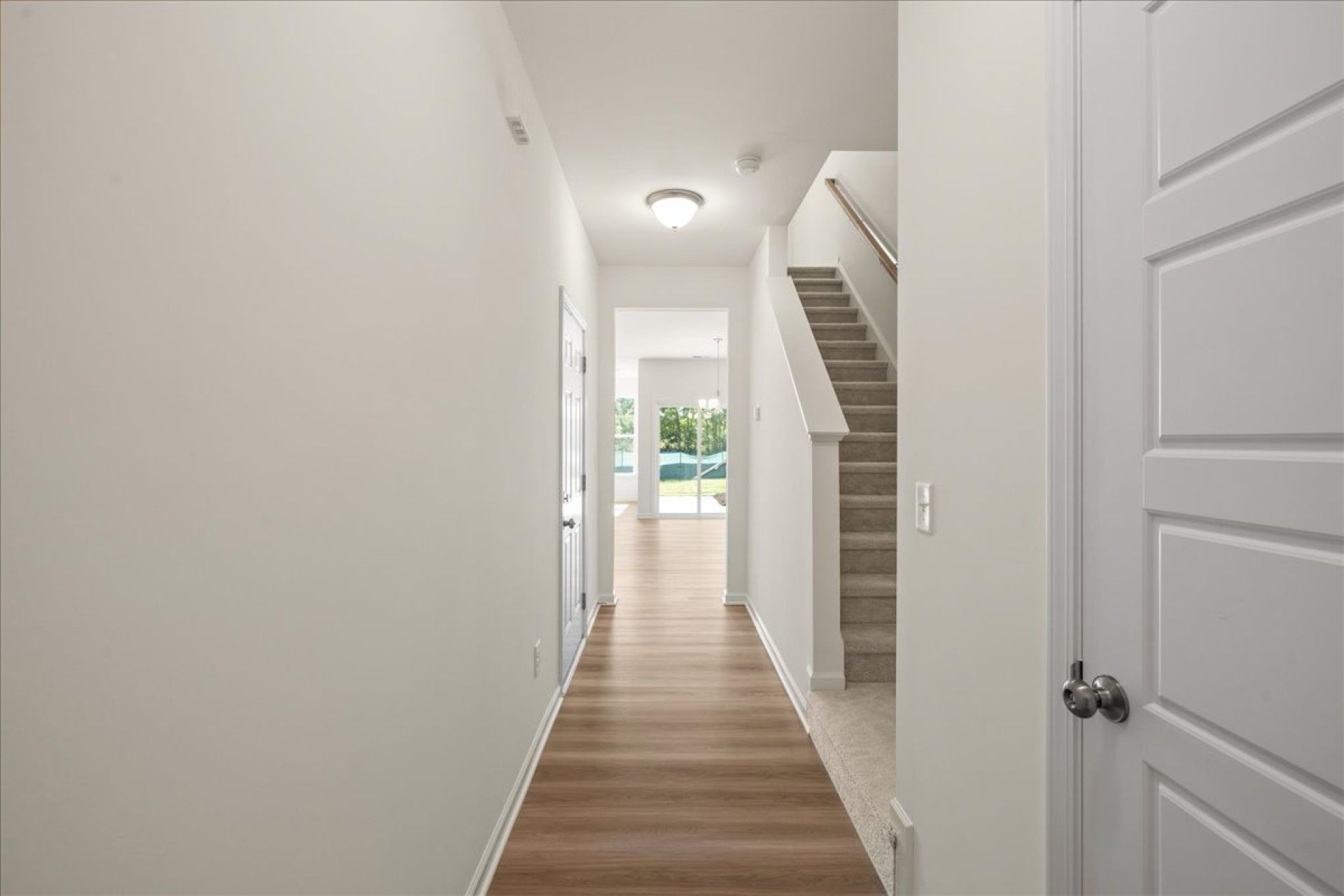 25-HHHunt Homes-Lot 22-Whitfield-Foyer Entry Way