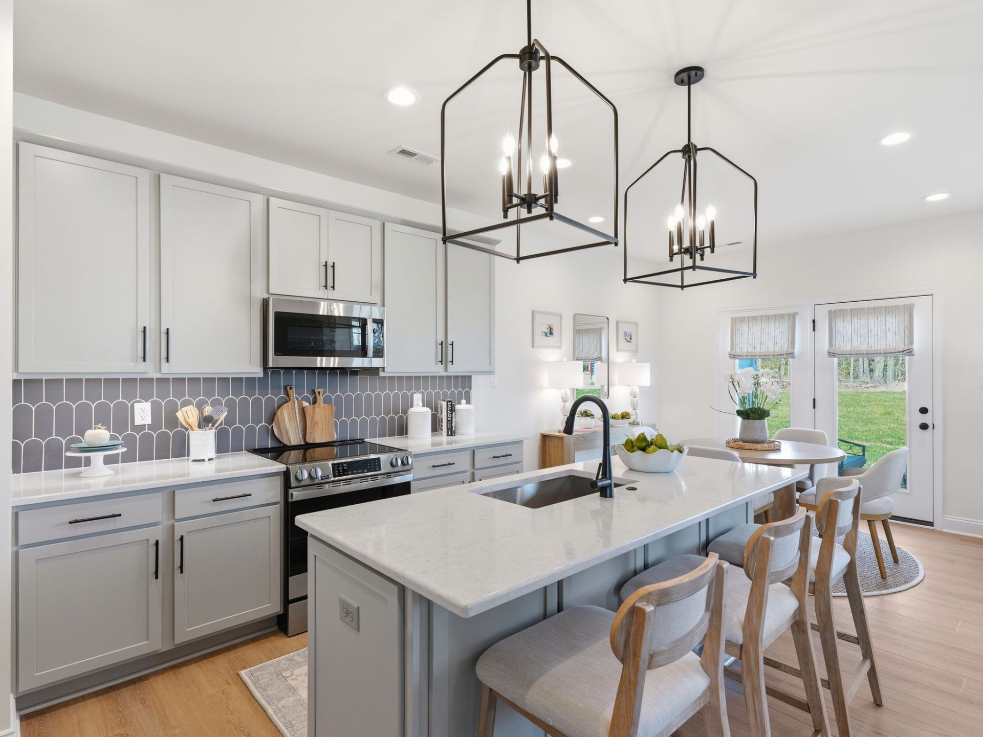 001 HHHunt Homes Braxton Kitchen