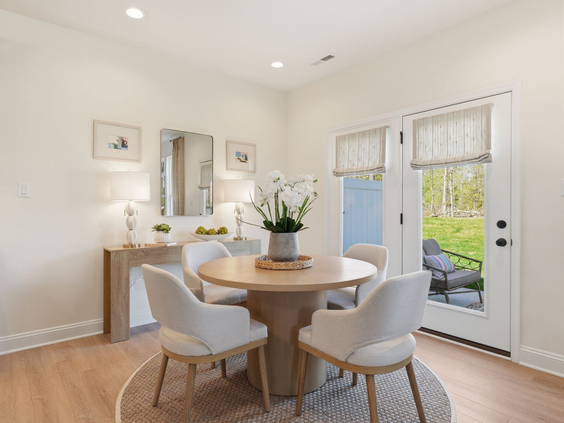 008 HHHunt Homes Braxton Breakfast Nook