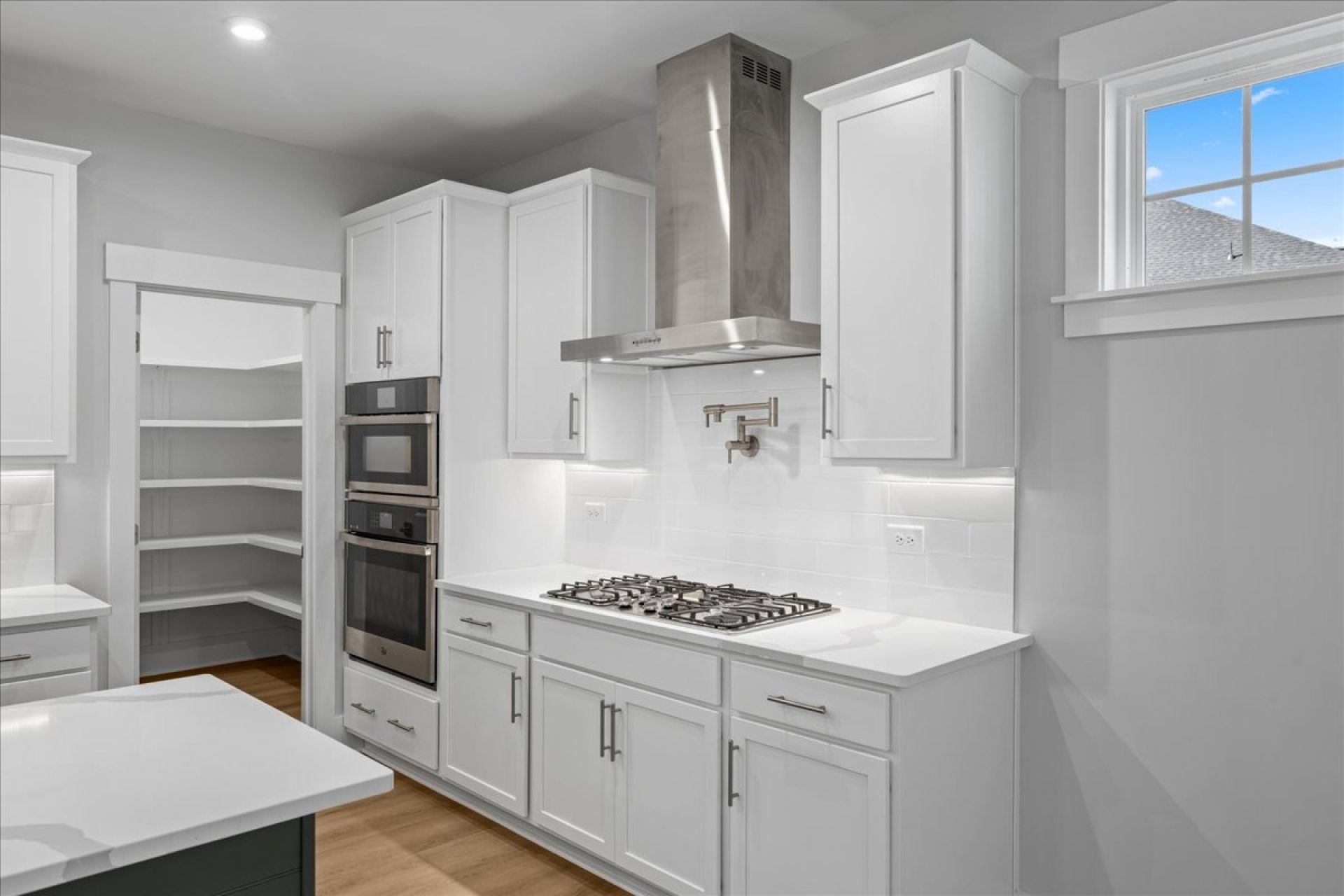 23-370 Glade Dr
