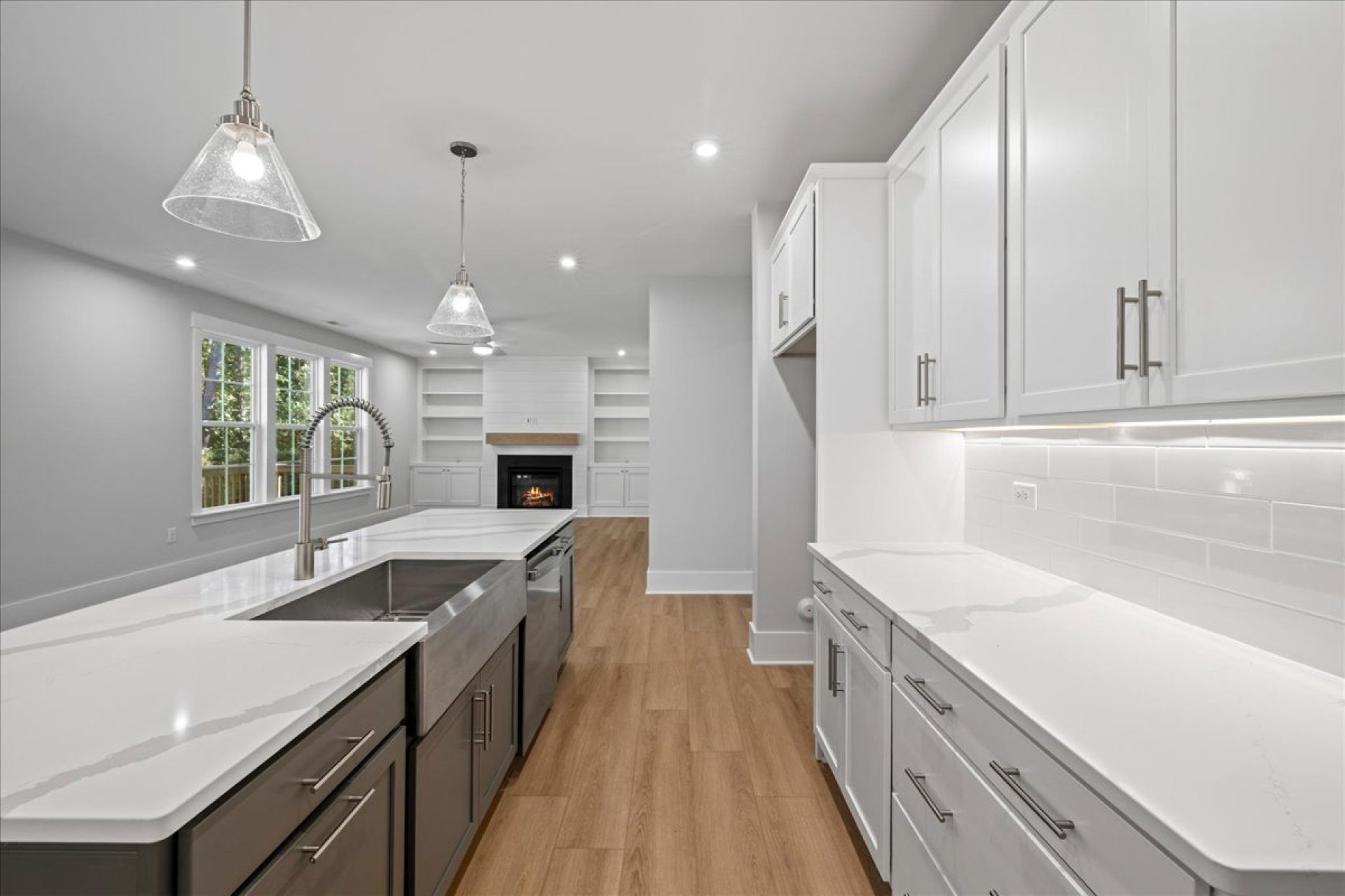 26-370 Glade Dr