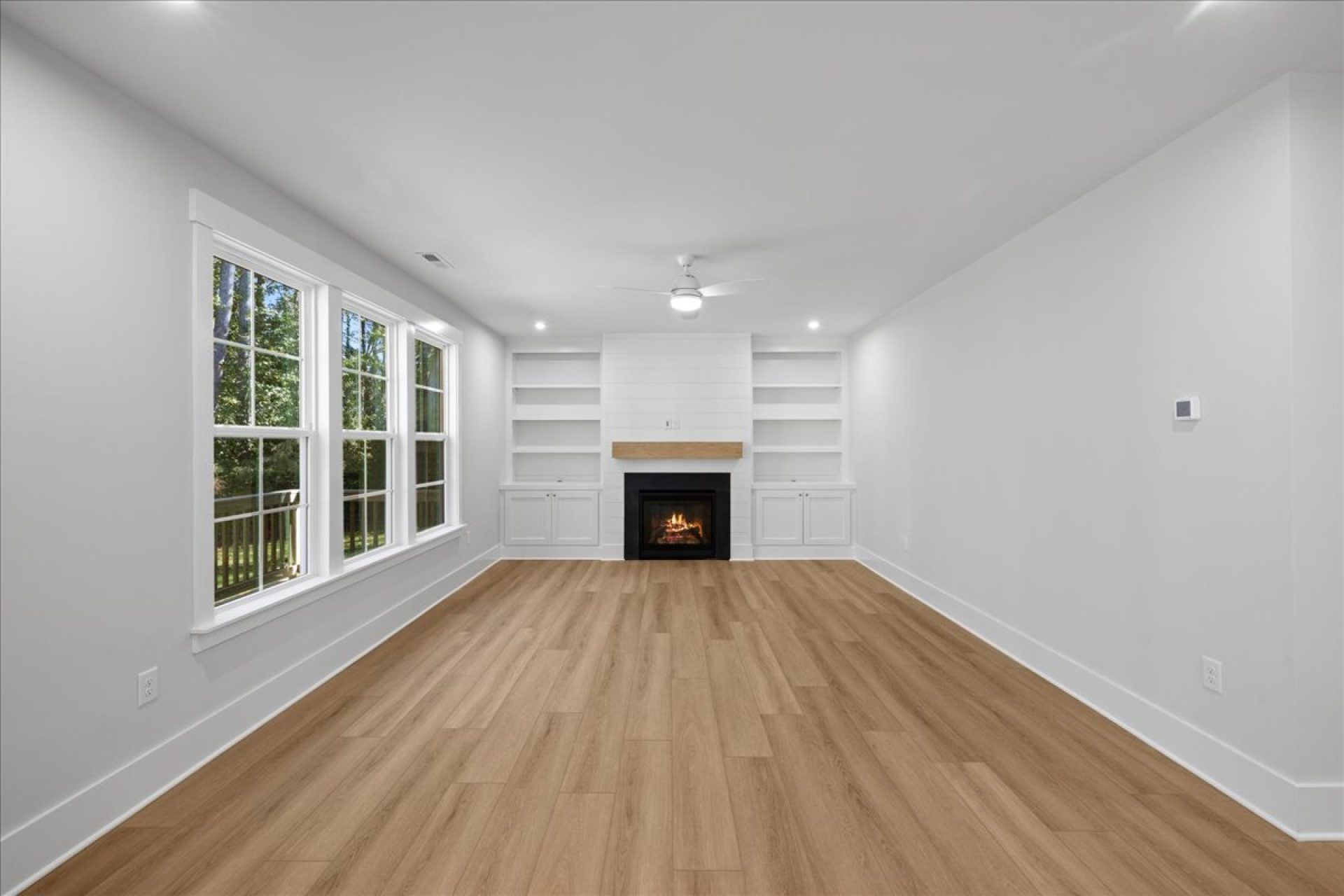 30-370 Glade Dr