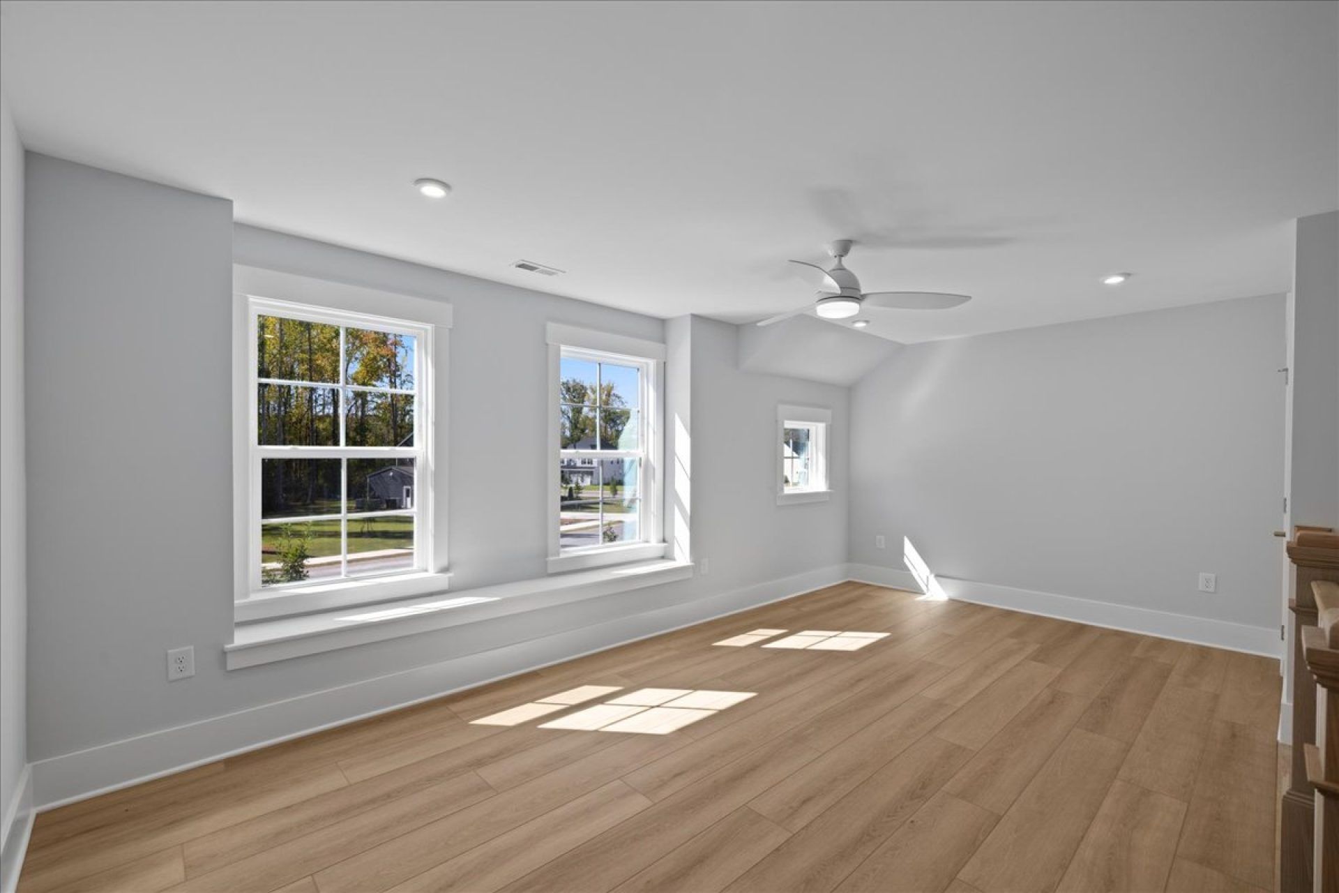 37-370 Glade Dr