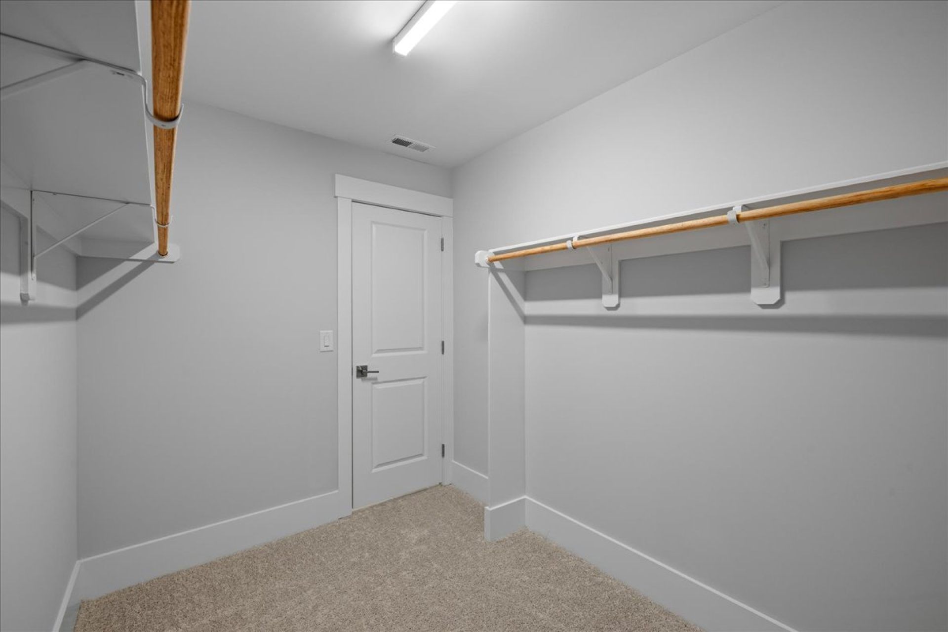 57-370 Glade Dr