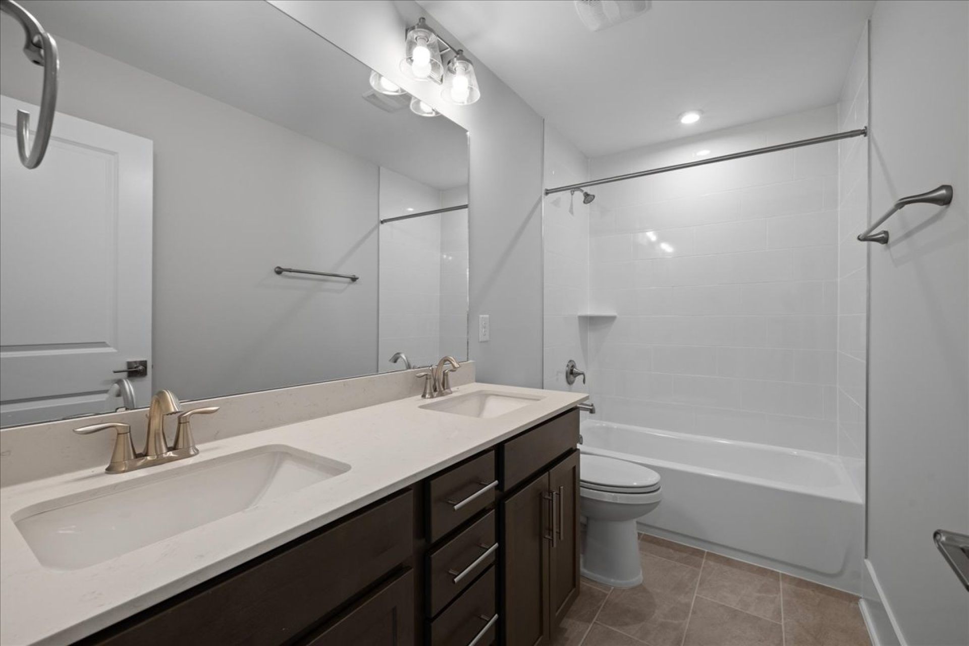 43-370 Glade Dr