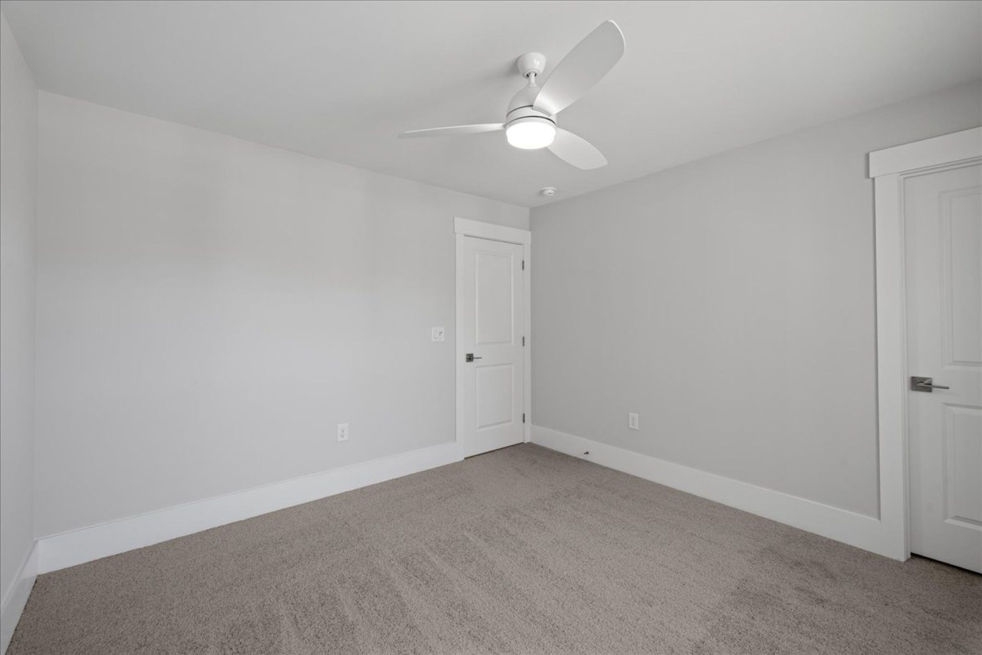 46-370 Glade Dr