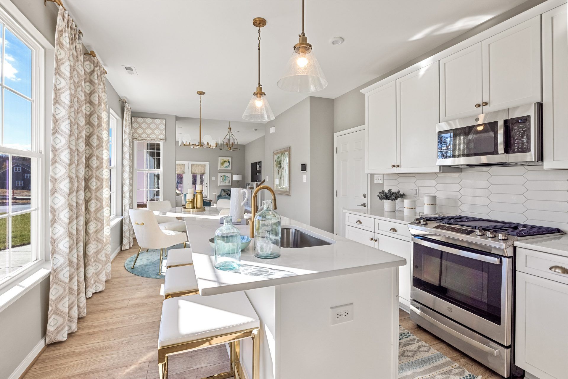 17-Kitchen