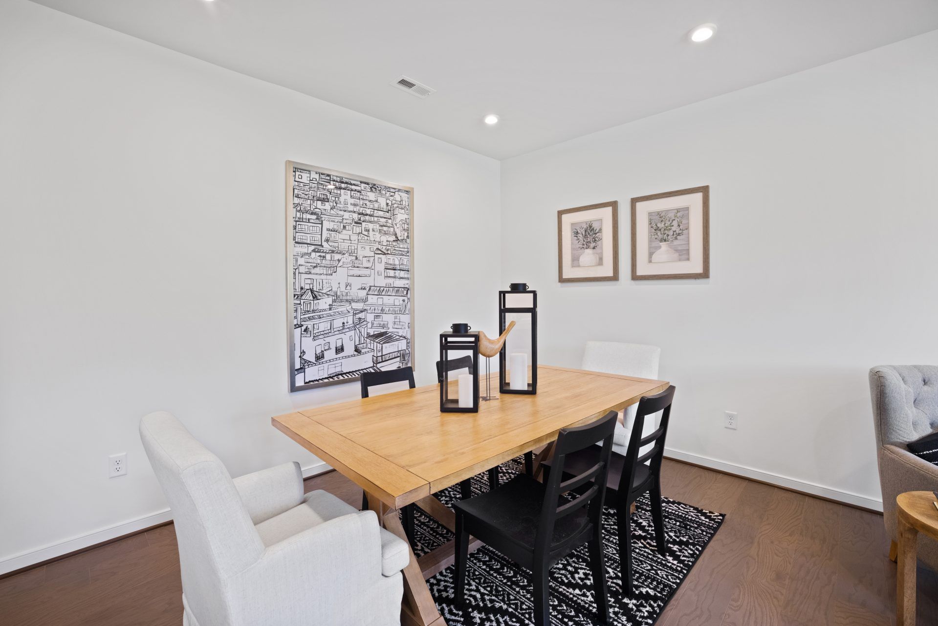 Dining Area_Family Room 1