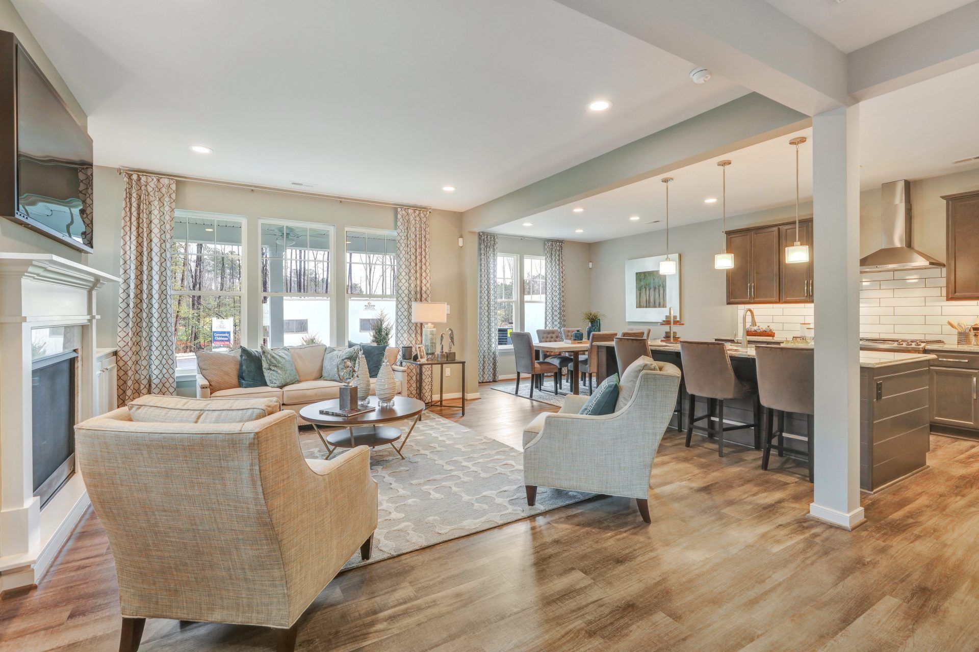 3.1_Berkley_Family Room